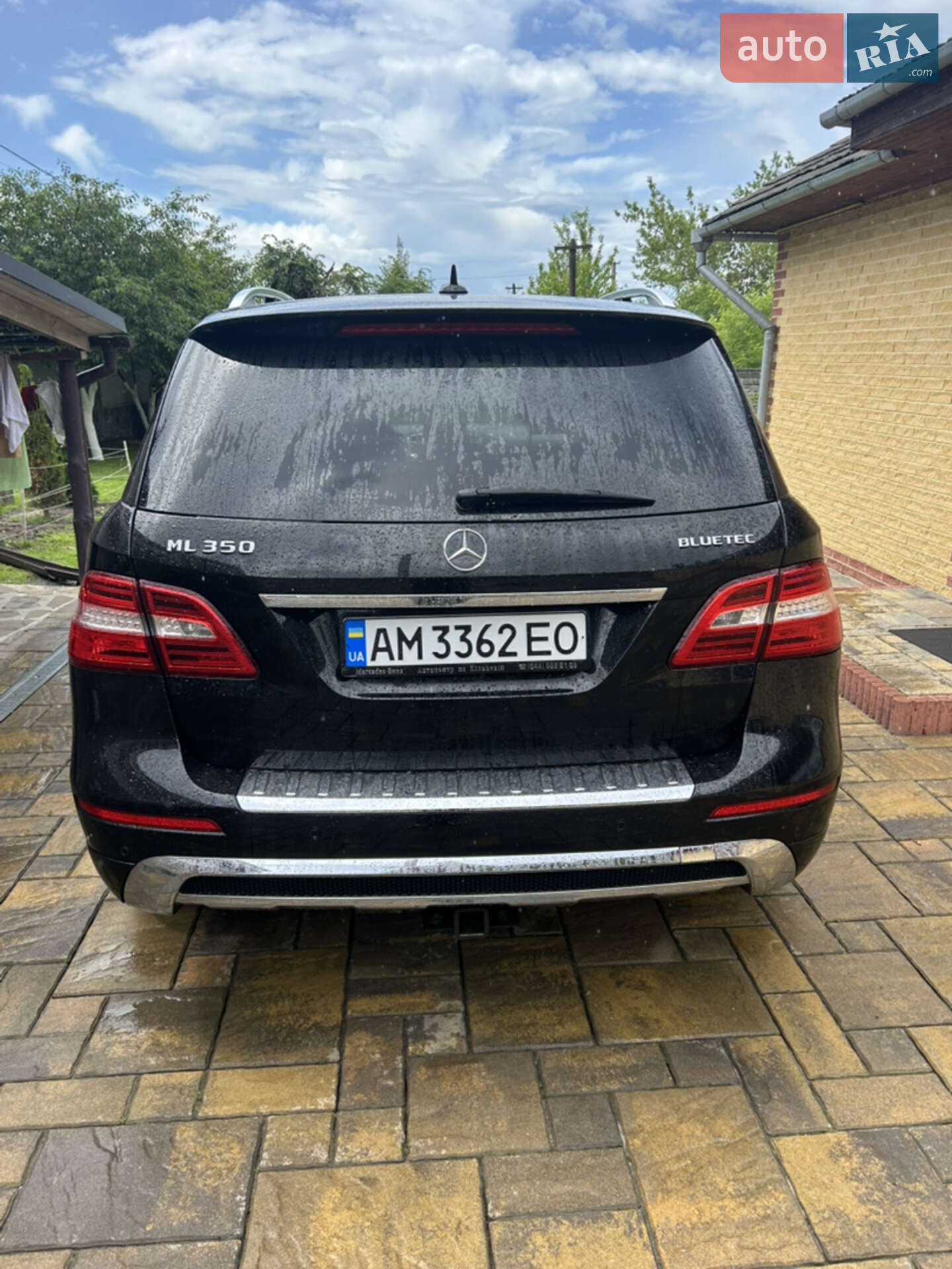 Mercedes-Benz M-Class 2015 VIN 4JGDA2EB4FA484113 фото оголошення 4 з 8