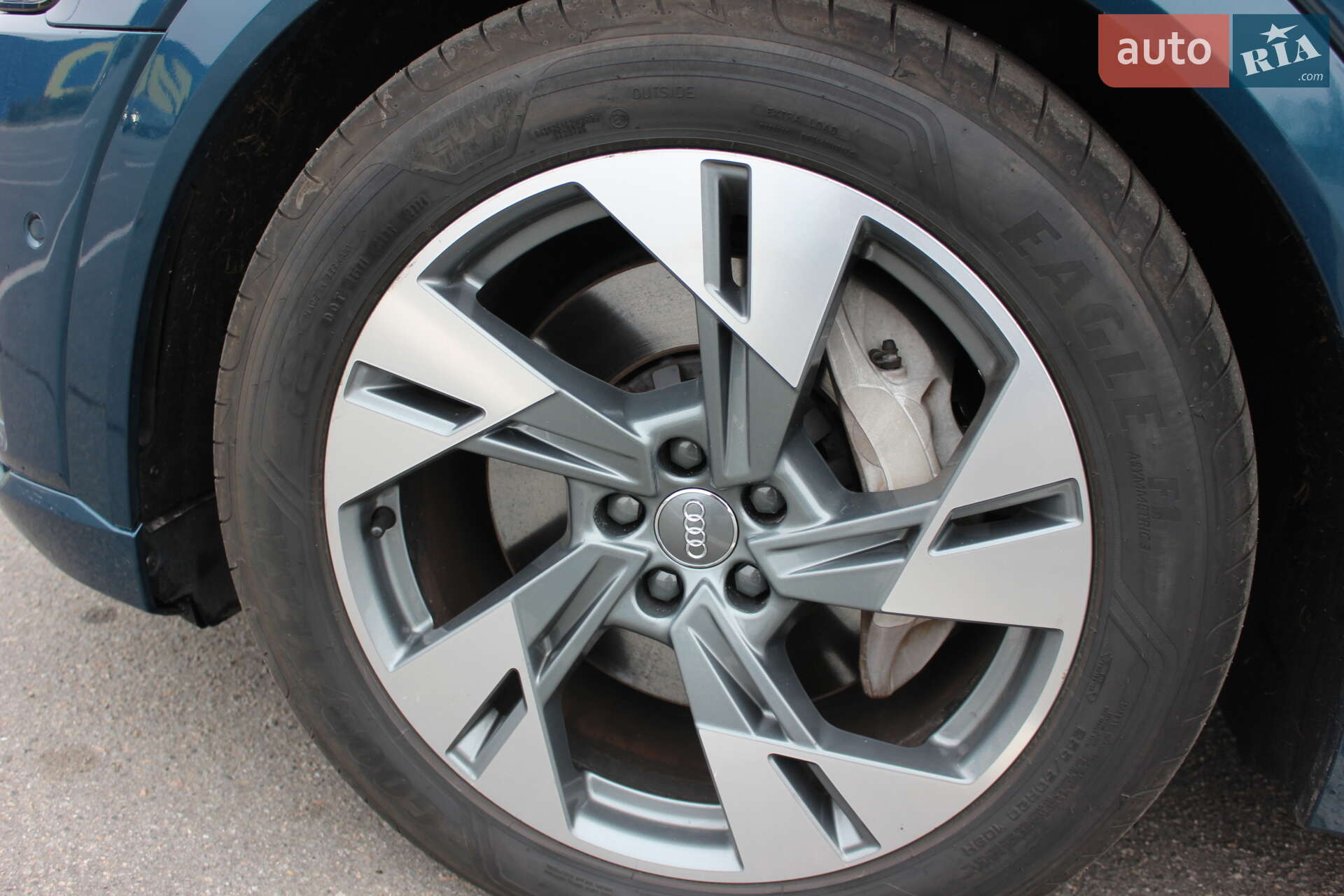 Audi e-tron 2019 VIN WAUZZZGE5LB016512 фото оголошення 40 з 130
