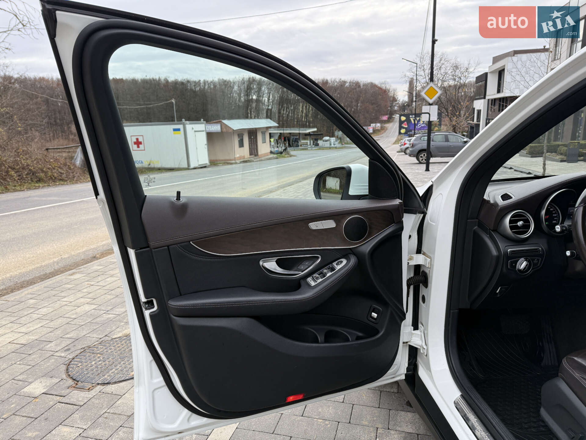 Mercedes-Benz GLC-Class 2015 VIN WDC2539091F034192 фото оголошення 13 з 35
