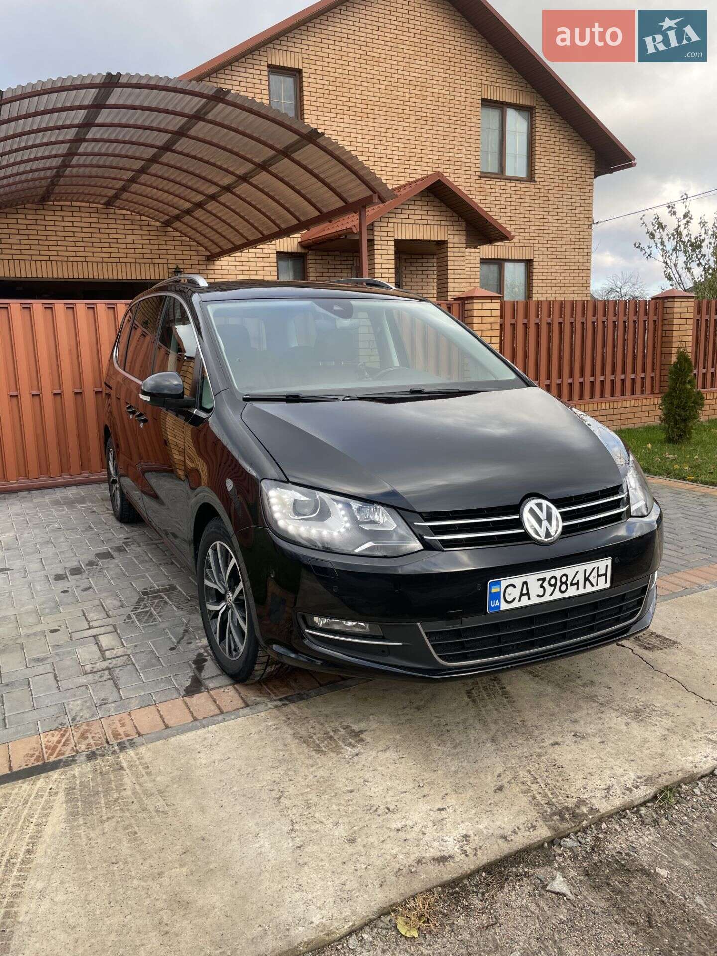 Volkswagen Sharan 2018 VIN WVWZZZ7NZJV045067 фото оголошення 4 з 41