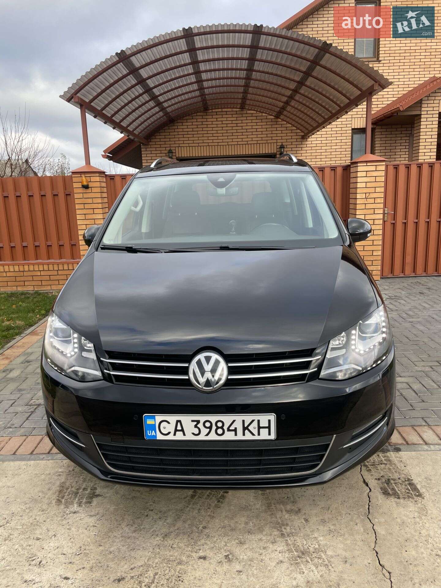 Volkswagen Sharan 2018 VIN WVWZZZ7NZJV045067 фото оголошення 3 з 41