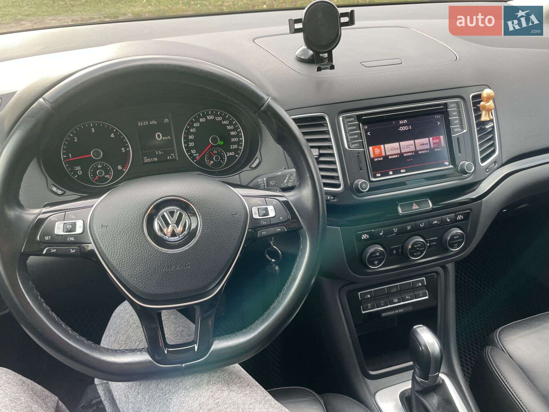 Volkswagen Sharan 2018 VIN WVWZZZ7NZJV045067 фото оголошення 13 з 41