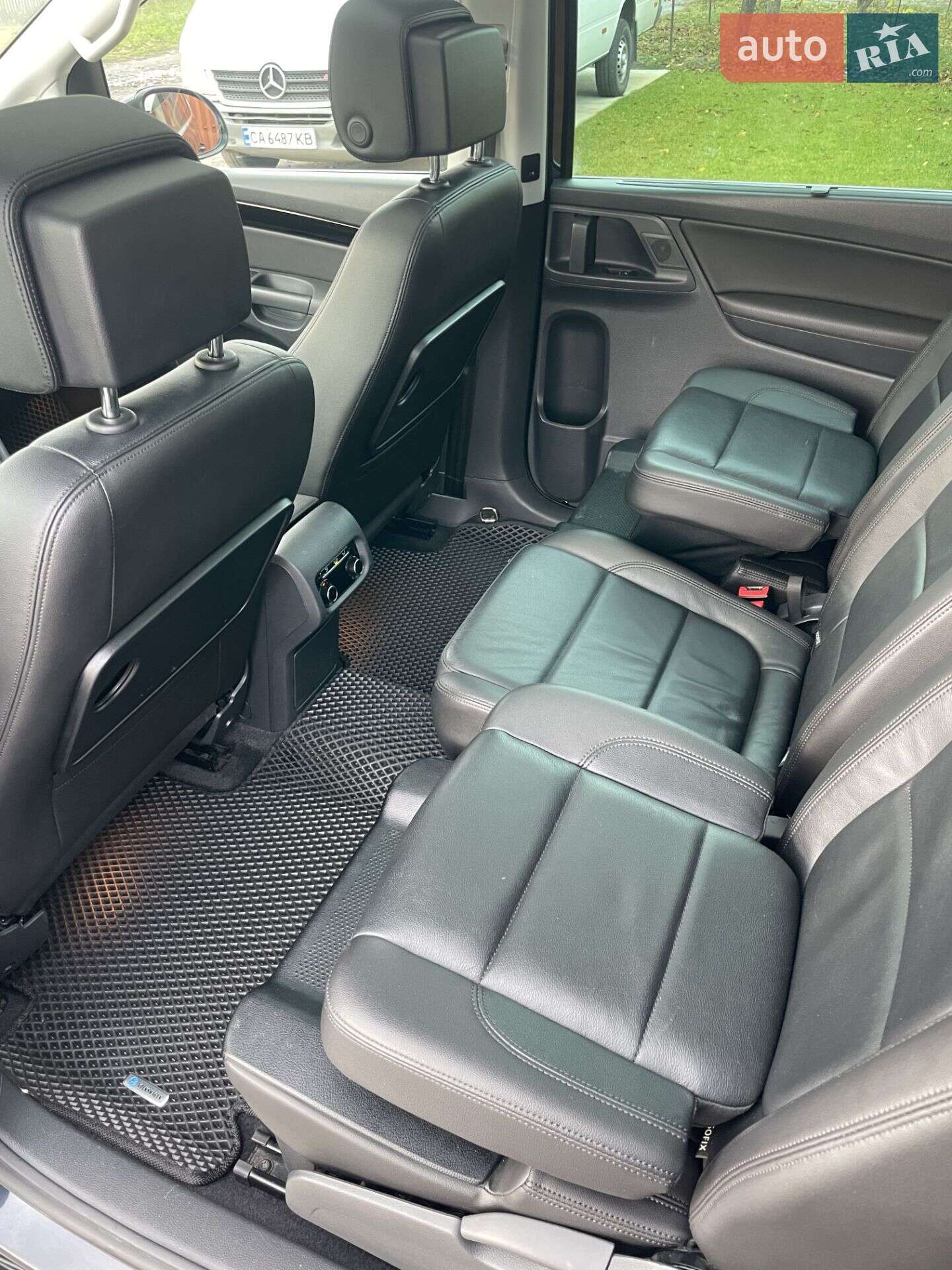 Volkswagen Sharan 2018 VIN WVWZZZ7NZJV045067 фото оголошення 18 з 41