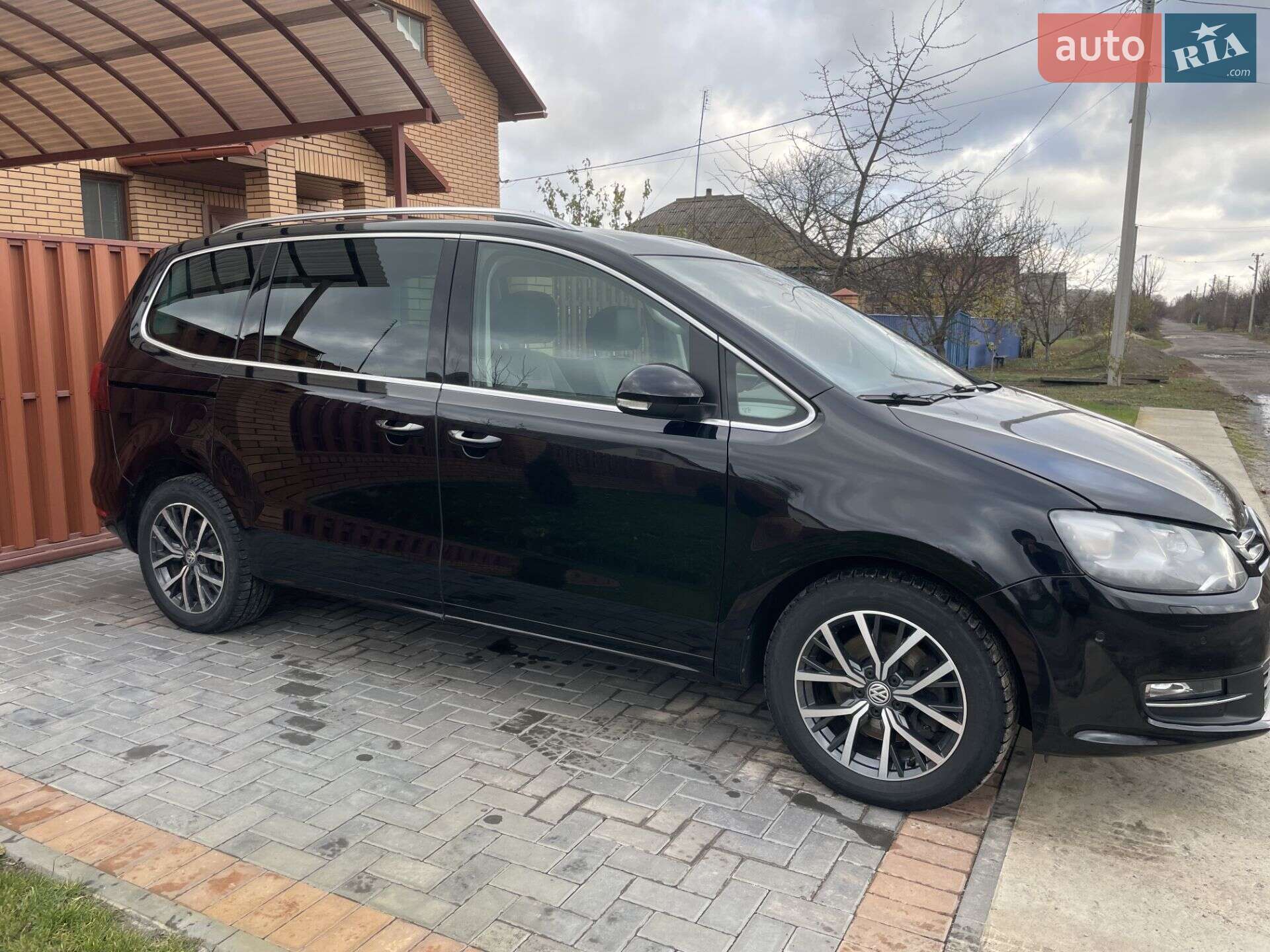 Volkswagen Sharan 2018 VIN WVWZZZ7NZJV045067 фото оголошення 25 з 41