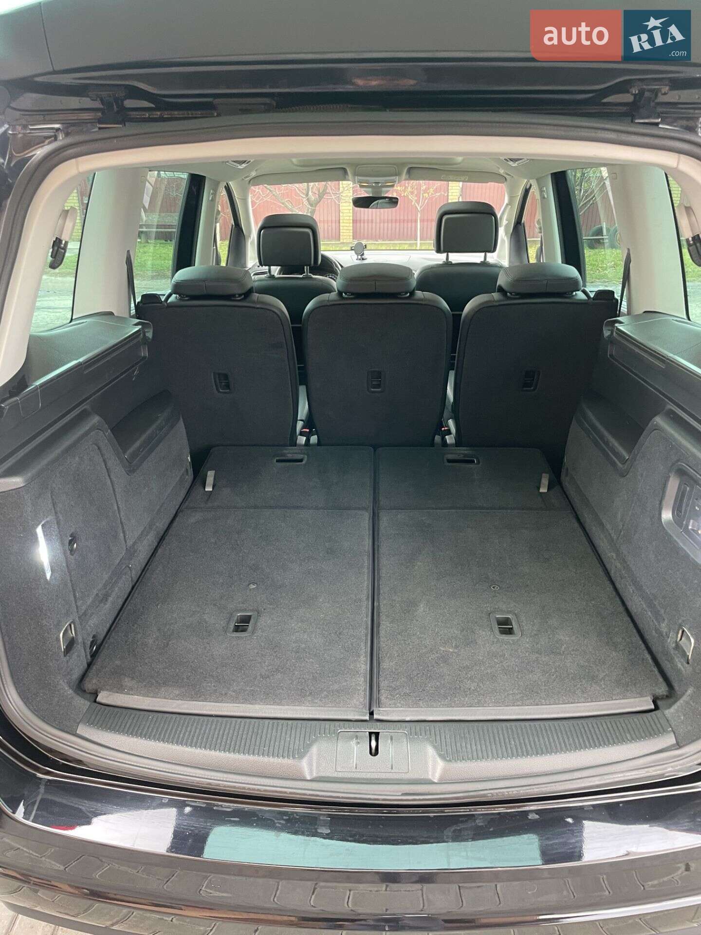 Volkswagen Sharan 2018 VIN WVWZZZ7NZJV045067 фото оголошення 34 з 41