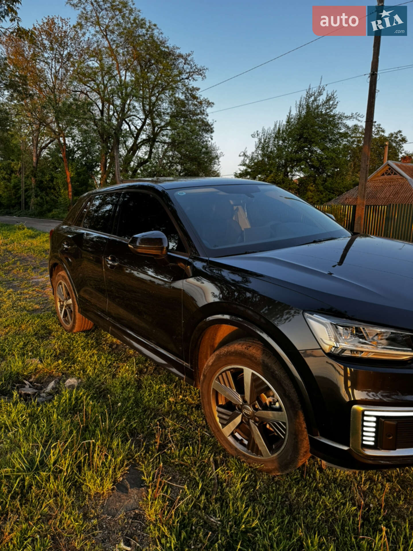 Audi Q2L e-tron 2021 VIN LFVNB9GA5M5485045 фото оголошення 2 з 32