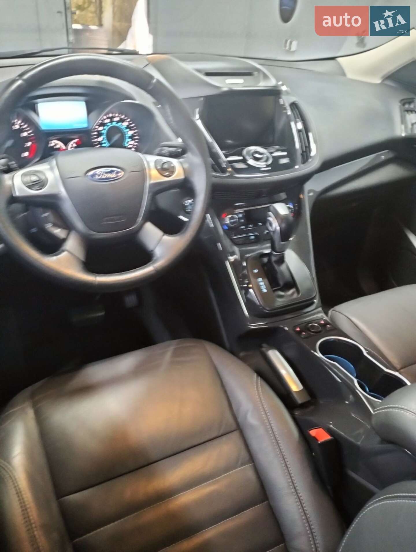 Ford Escape 2015 VIN 1FMCU9JX2FUB91094 фото оголошення 2 з 17