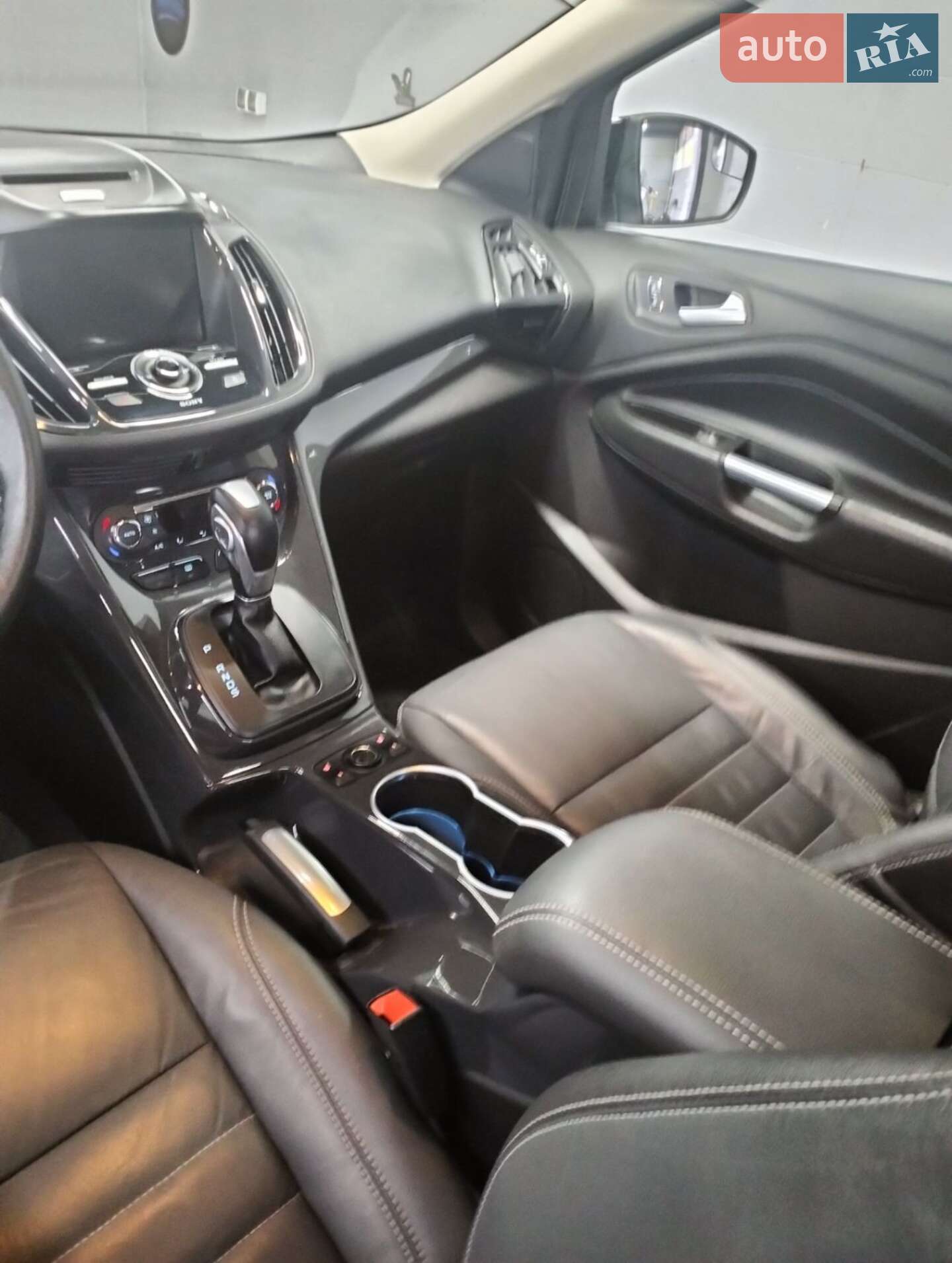Ford Escape 2015 VIN 1FMCU9JX2FUB91094 фото оголошення 5 з 17