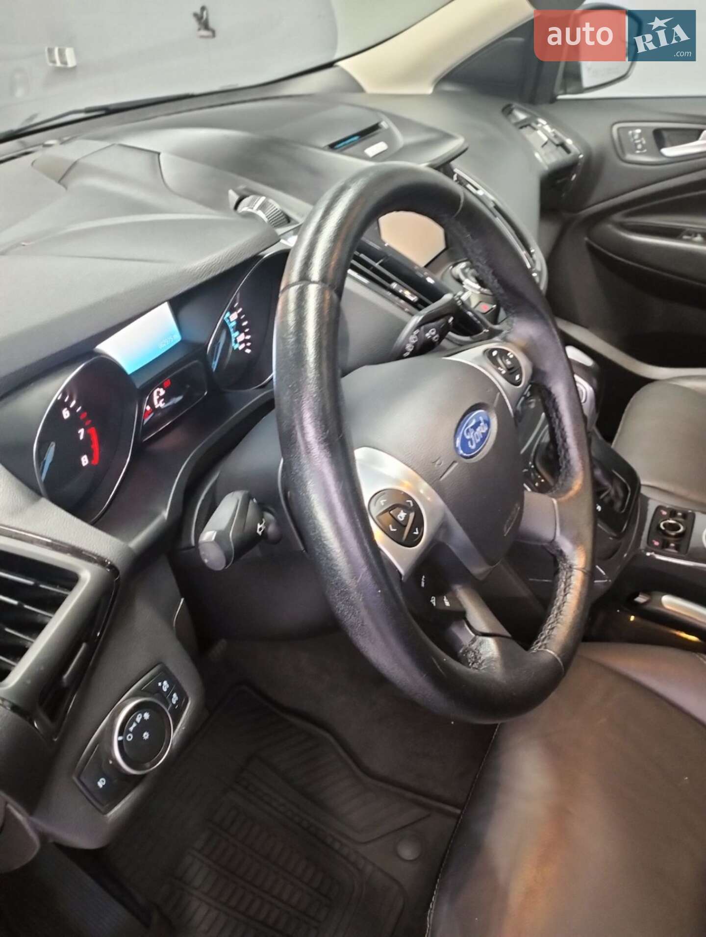 Ford Escape 2015 VIN 1FMCU9JX2FUB91094 фото оголошення 6 з 17