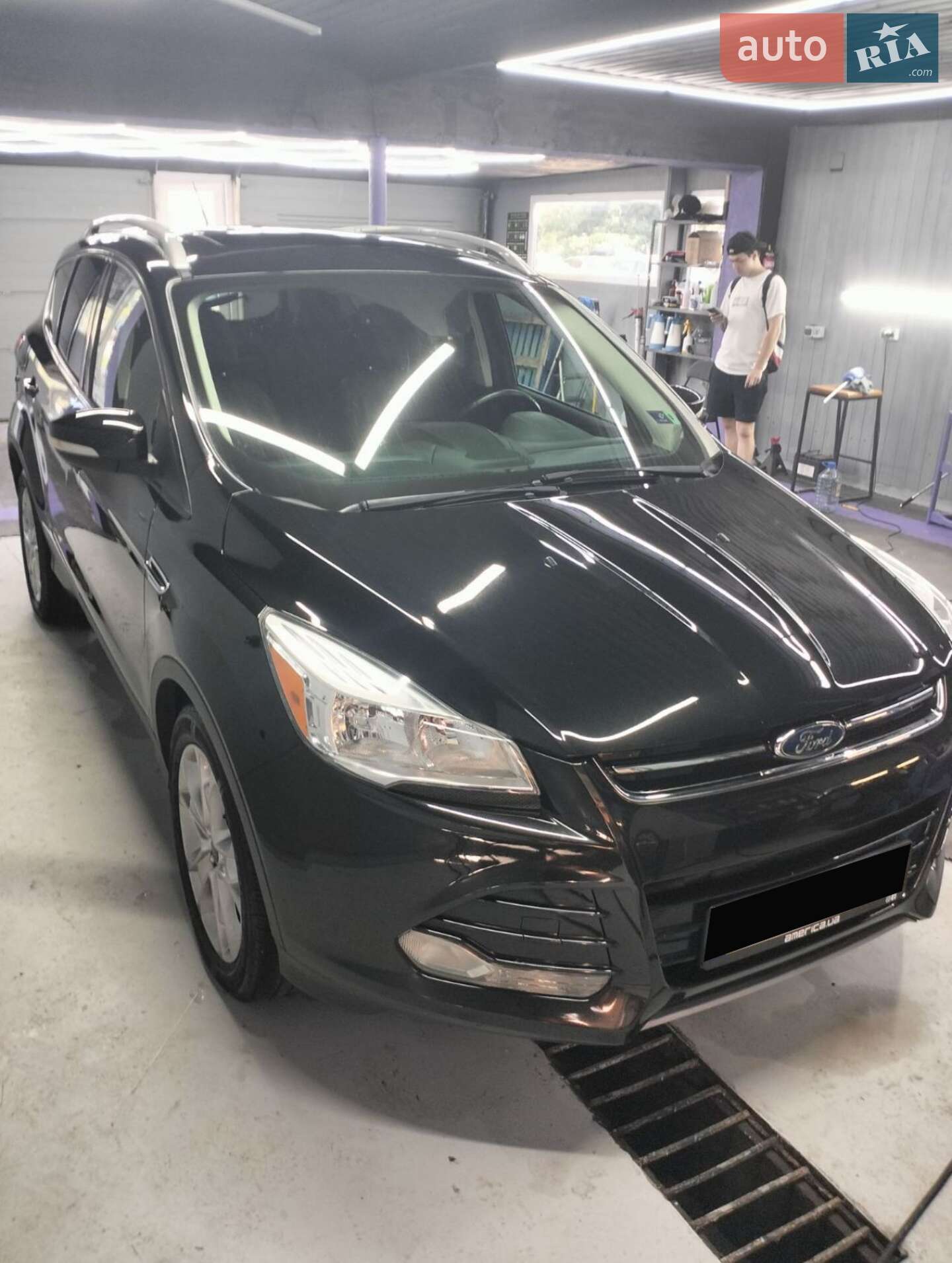 Ford Escape 2015 VIN 1FMCU9JX2FUB91094 фото оголошення 8 з 17