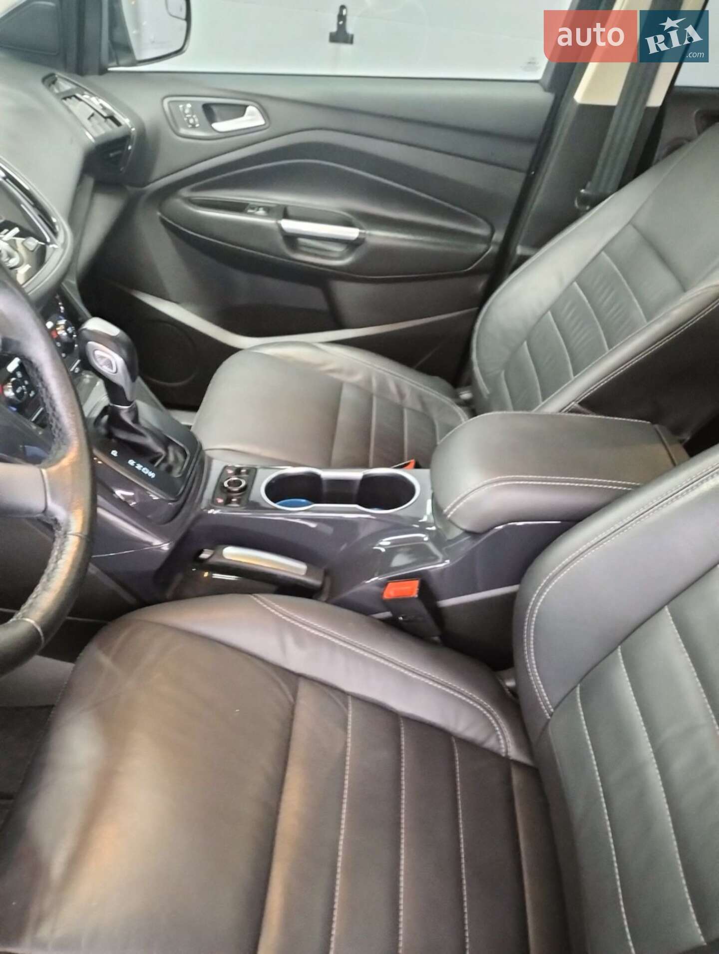Ford Escape 2015 VIN 1FMCU9JX2FUB91094 фото оголошення 9 з 17