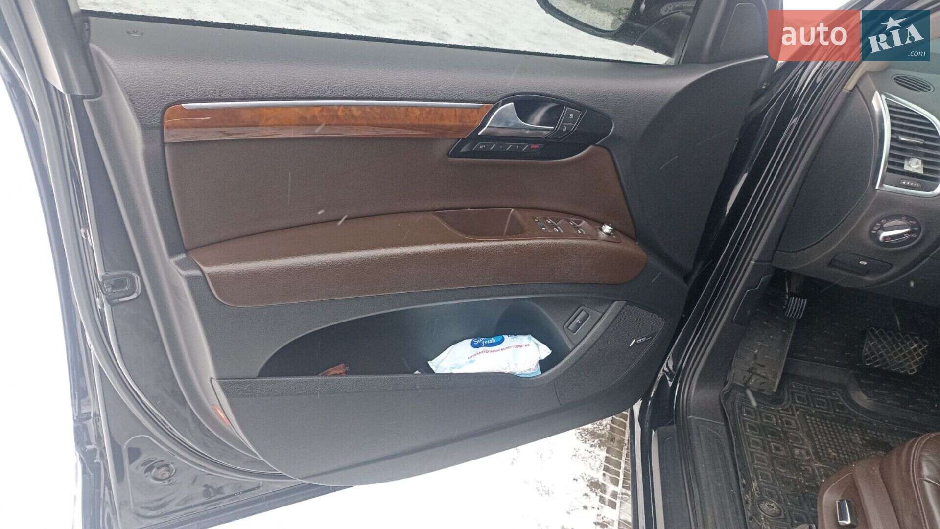 Audi Q7 2012 VIN WA1LMAFE3CD009616 фото оголошення 39 з 41
