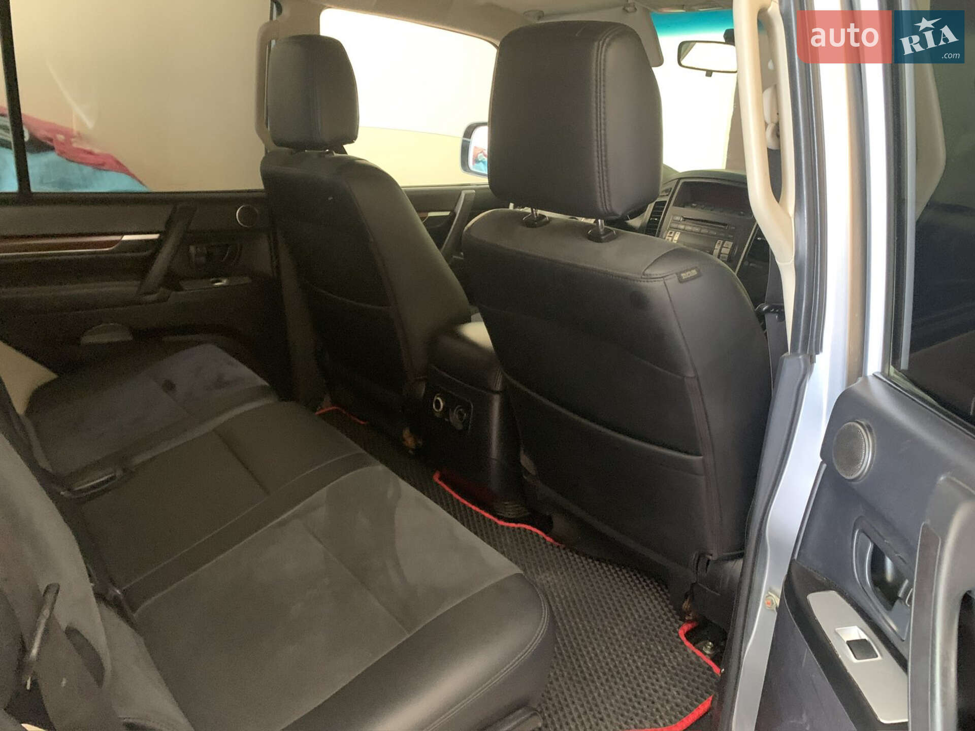 Mitsubishi Pajero Wagon 2013 VIN JMYLRV95WEJ701503 фото оголошення 23 з 24