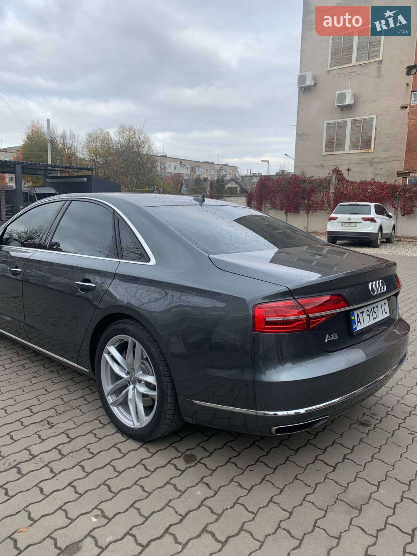 Audi A8 2014 VIN WAUJGAFD0FN009905 фото оголошення 33 з 92