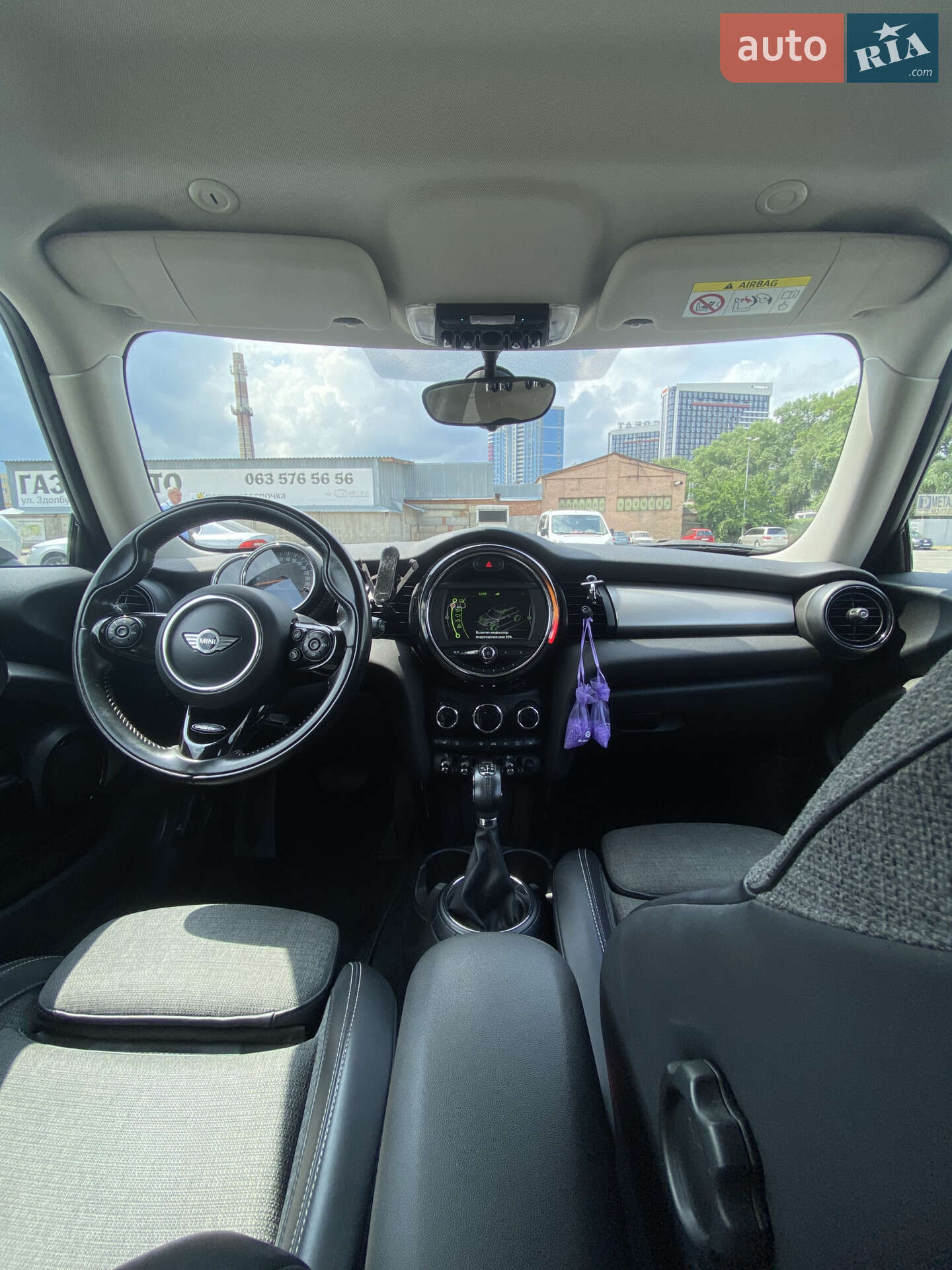 MINI Hatch 2016 VIN WMWXM510003A29687 фото оголошення 3 з 15