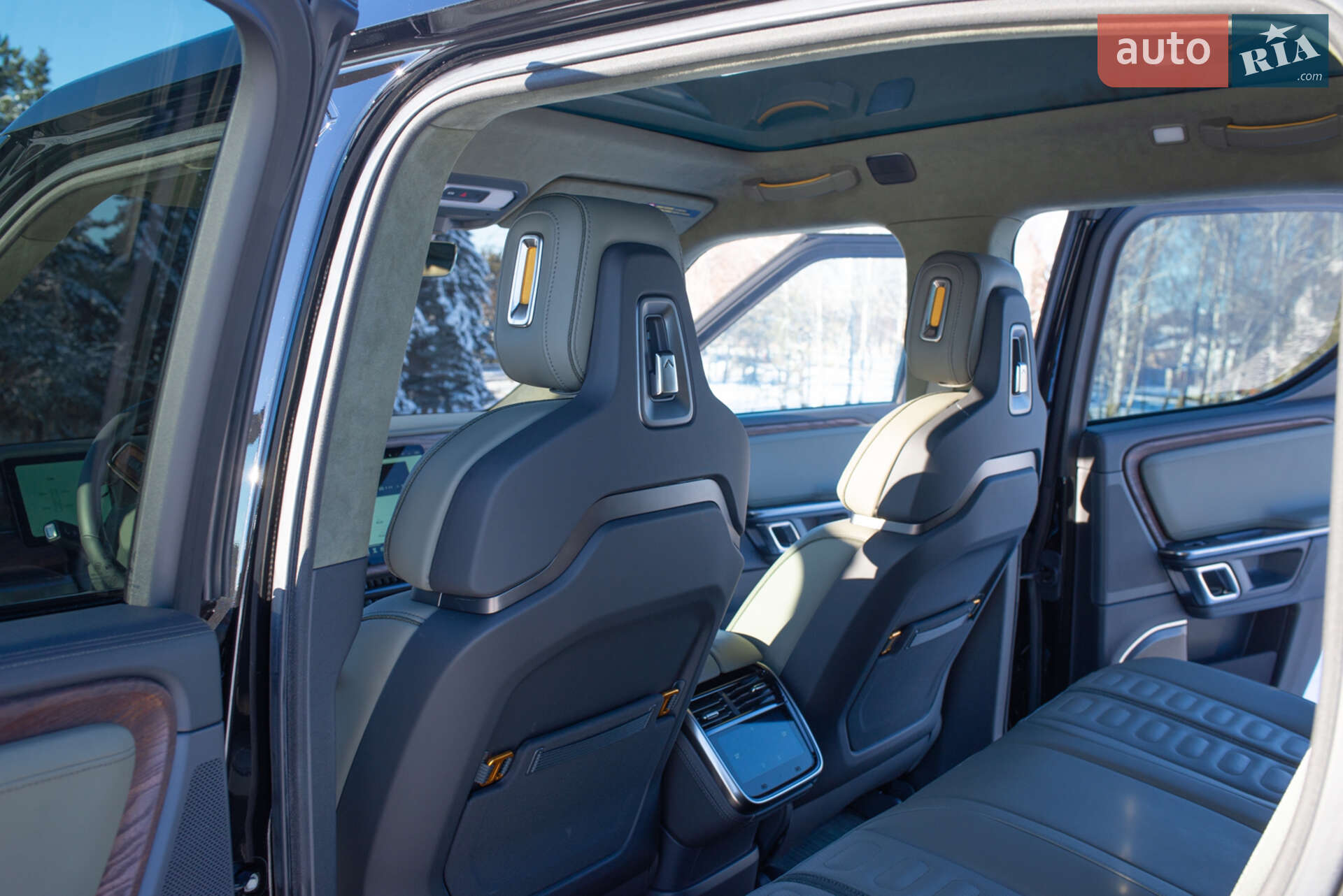 Rivian R1T 2023 VIN 7FCTGAAA3NN016283 фото оголошення 56 з 61