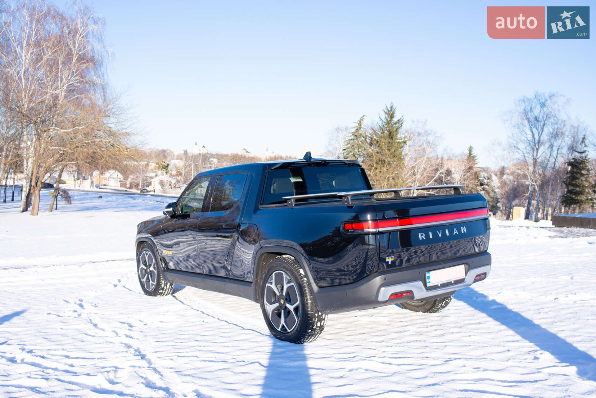 Rivian R1T 2023 VIN 7FCTGAAA3NN016283 фото оголошення 16 з 61