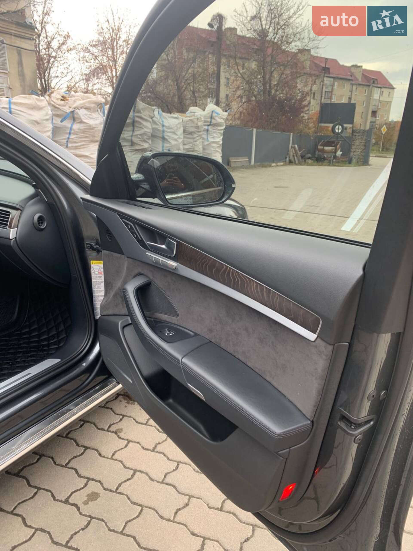 Audi A8 2014 VIN WAUJGAFD0FN009905 фото оголошення 7 з 68