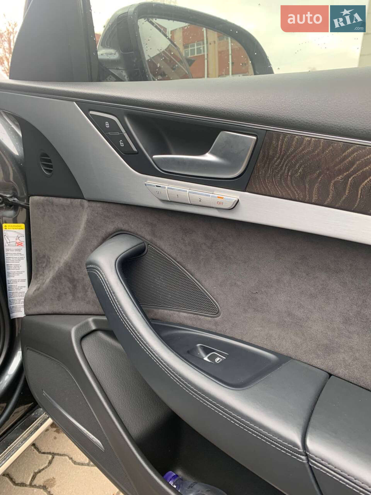 Audi A8 2014 VIN WAUJGAFD0FN009905 фото оголошення 29 з 68