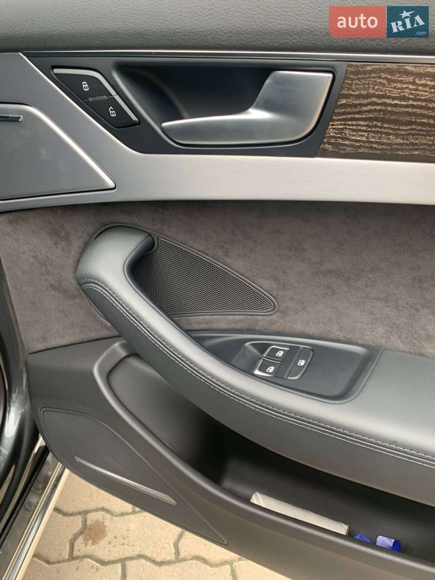 Audi A8 2014 VIN WAUJGAFD0FN009905 фото оголошення 39 з 68