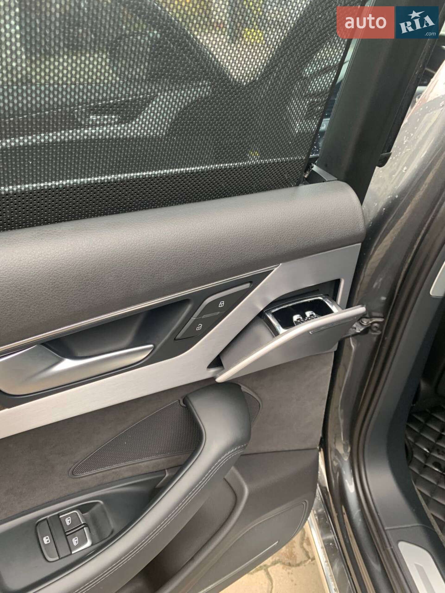 Audi A8 2014 VIN WAUJGAFD0FN009905 фото оголошення 49 з 68
