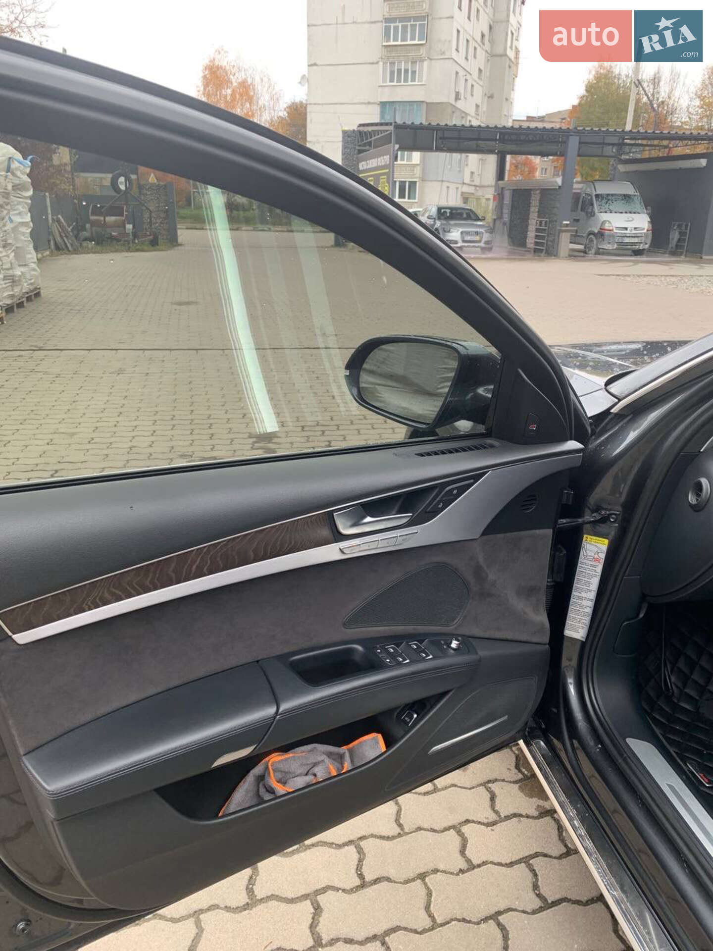 Audi A8 2014 VIN WAUJGAFD0FN009905 фото оголошення 54 з 68