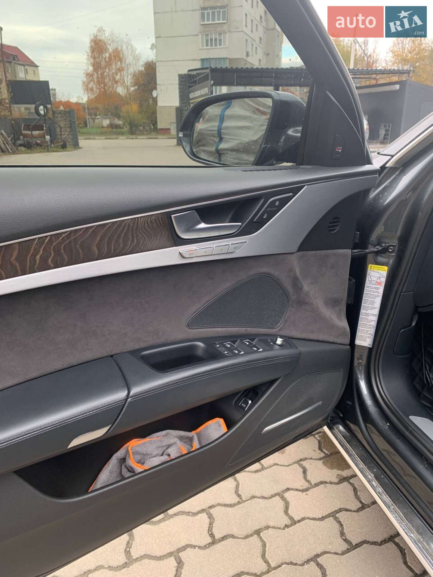 Audi A8 2014 VIN WAUJGAFD0FN009905 фото оголошення 58 з 68