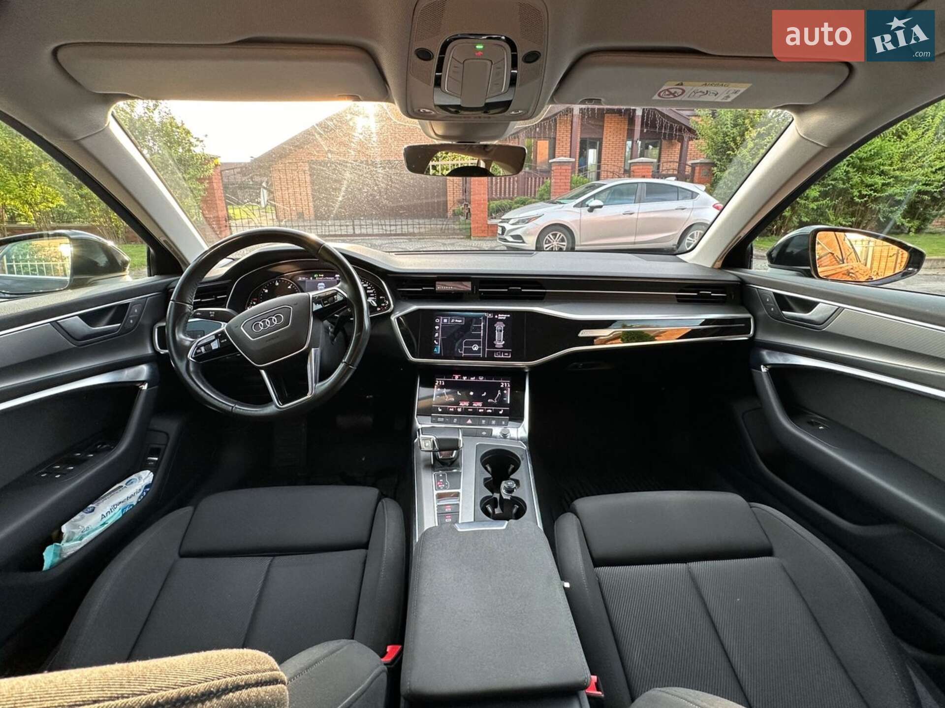 Audi A6 2018 VIN WAUZZZF29KN044267 фото оголошення 2 з 13