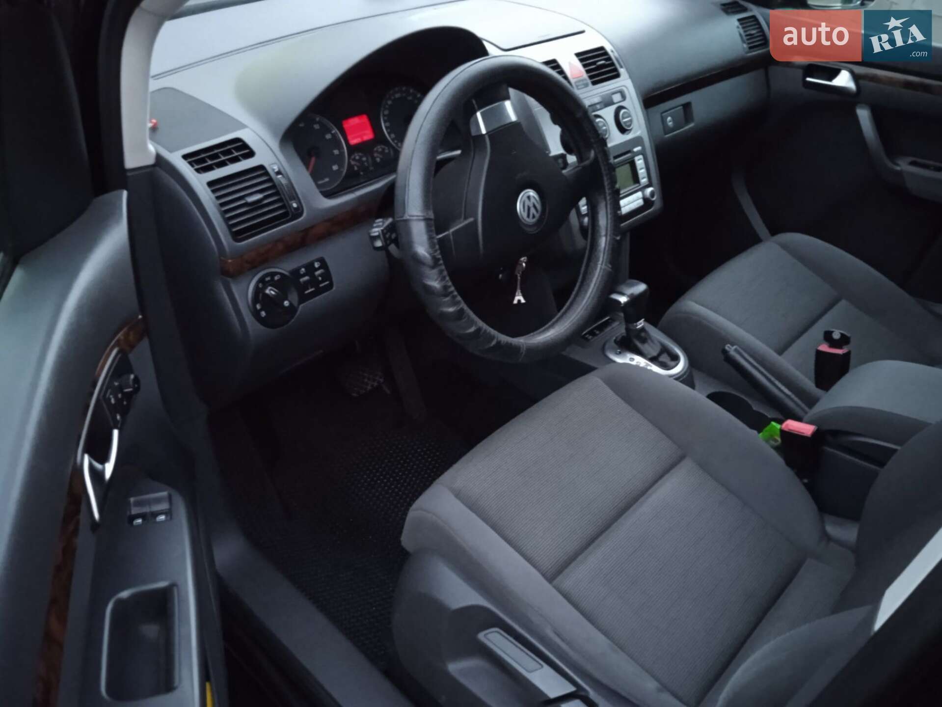 Volkswagen Touran 2007 VIN WVGZZZ1TZ7W031926 фото оголошення 2 з 20