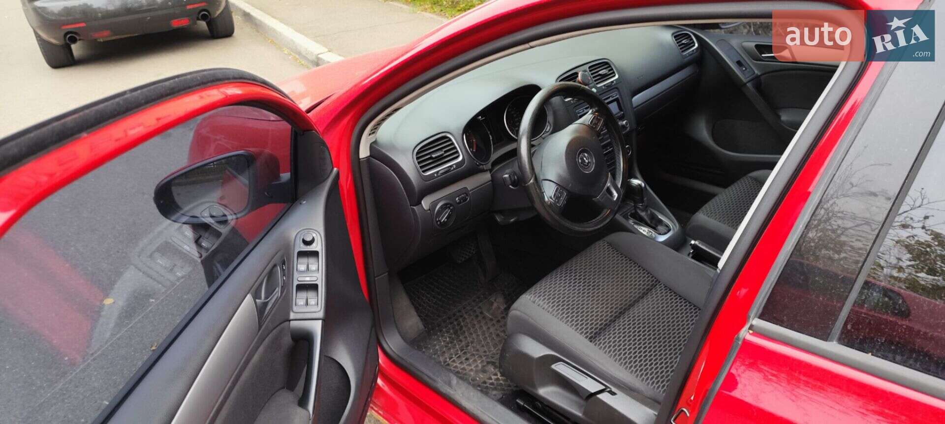 Volkswagen Golf 2012 VIN WVWZZZ1KZCW242621 фото оголошення 2 з 14