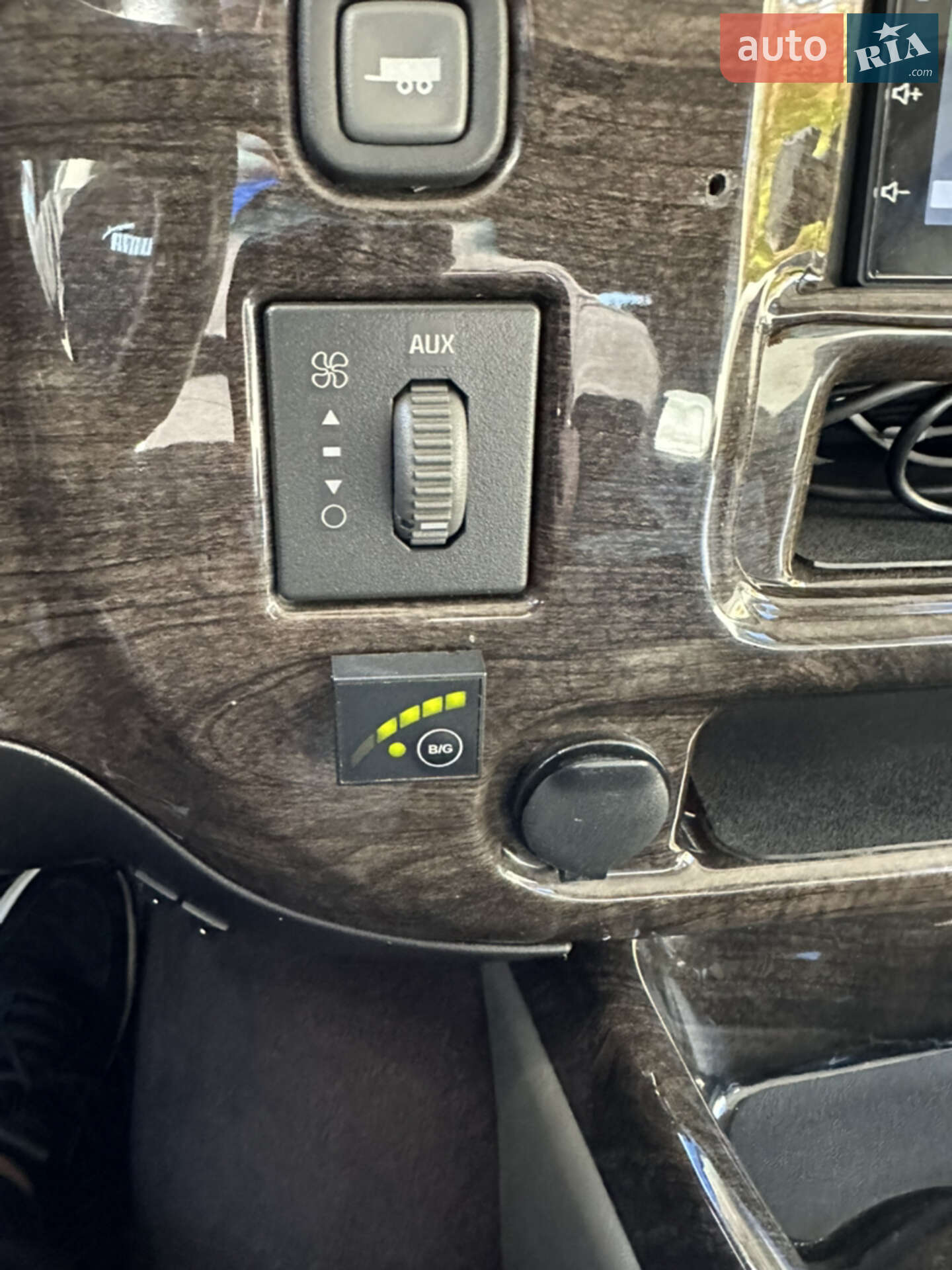 Chevrolet Express 2004 VIN 1GBFH15T341146604 фото оголошення 19 з 21