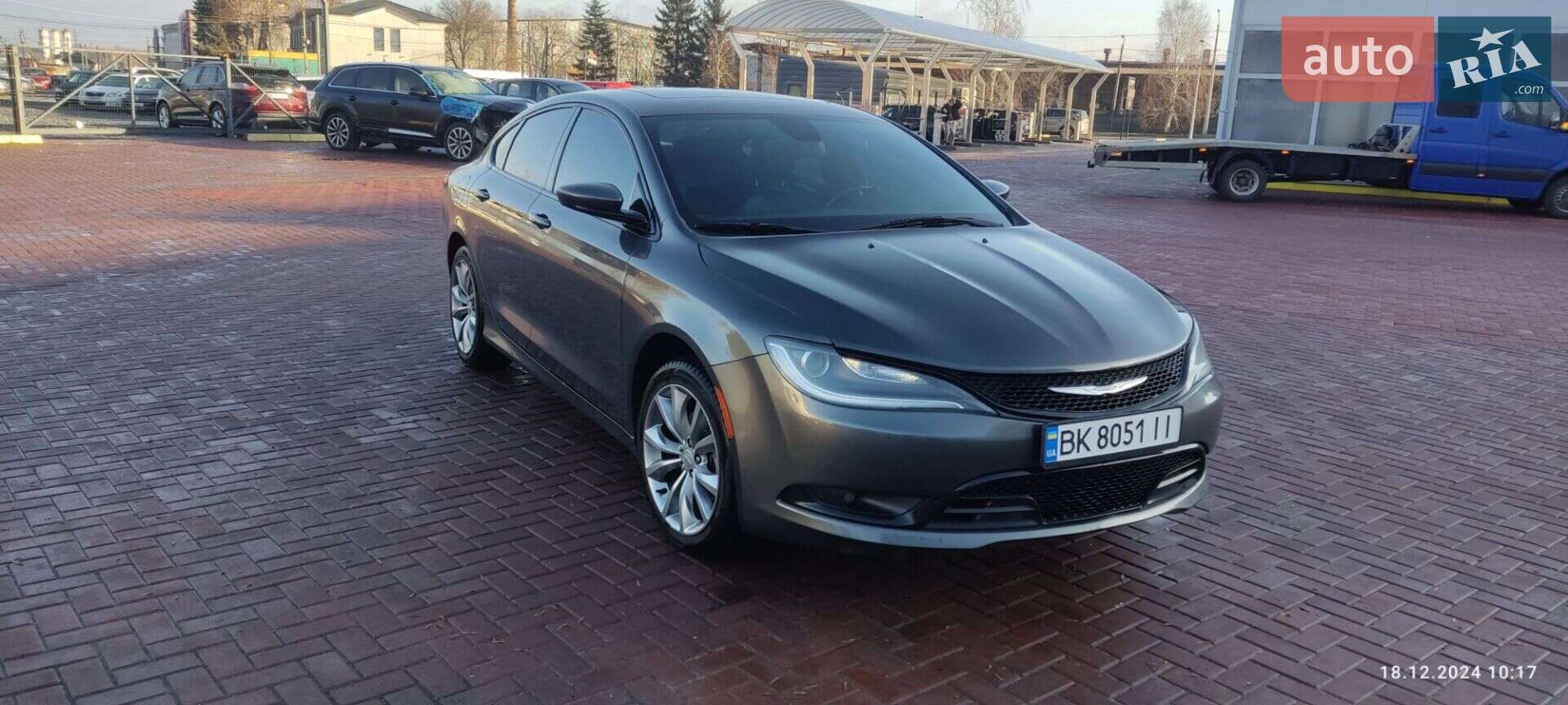 Chrysler 200 2016 VIN 1C3CCCBB8GN175330 фото оголошення 2 з 14