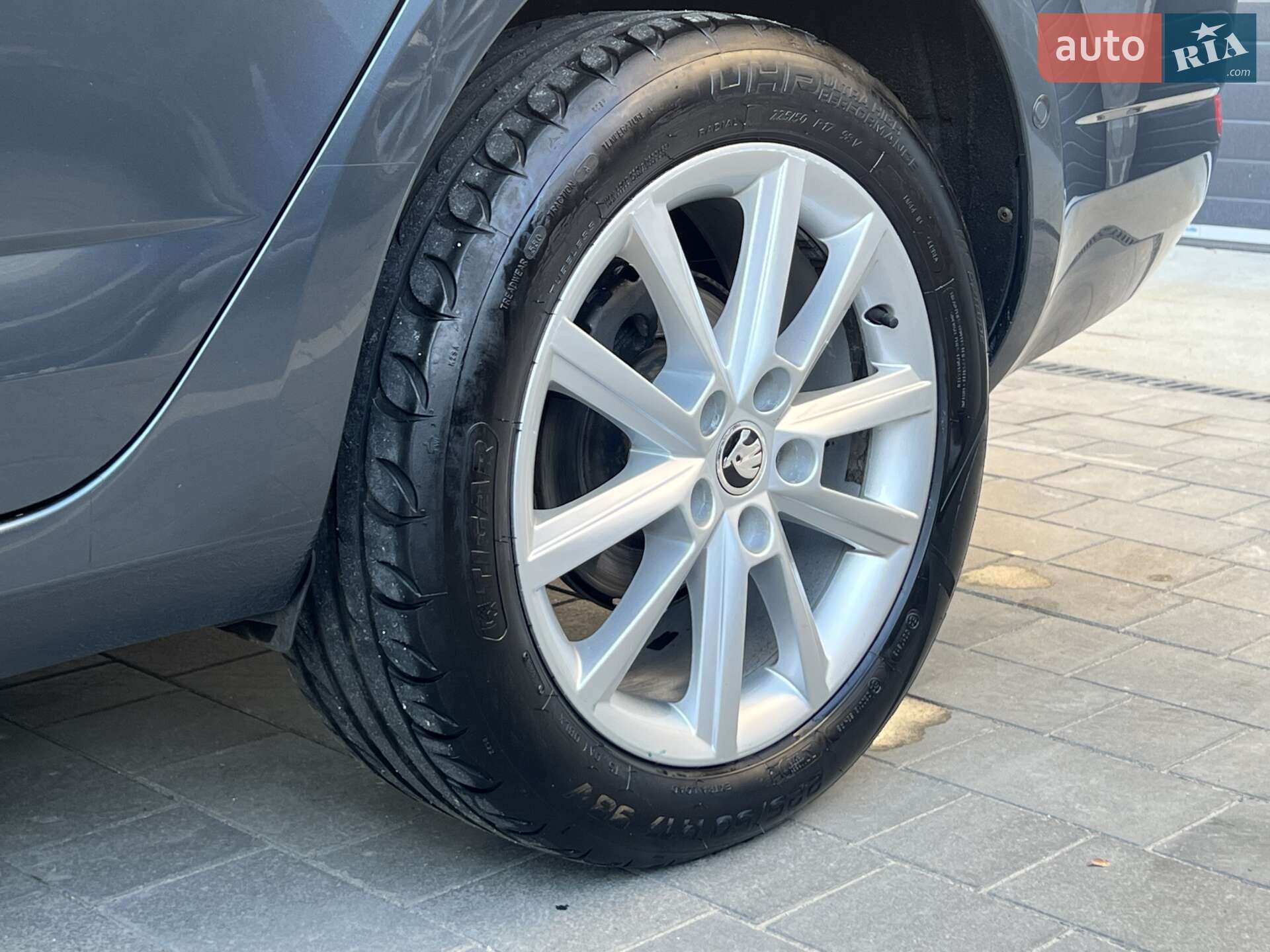 Skoda Octavia 2014 VIN TMBJJ7NE1F0070873 фото оголошення 12 з 33
