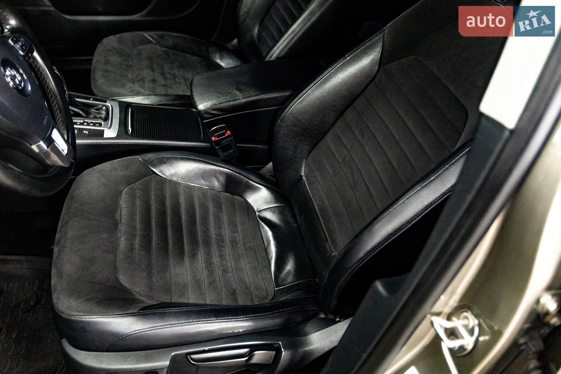 Volkswagen Passat 2012 VIN WVWZZZ3CZDP024519 фото оголошення 11 з 33