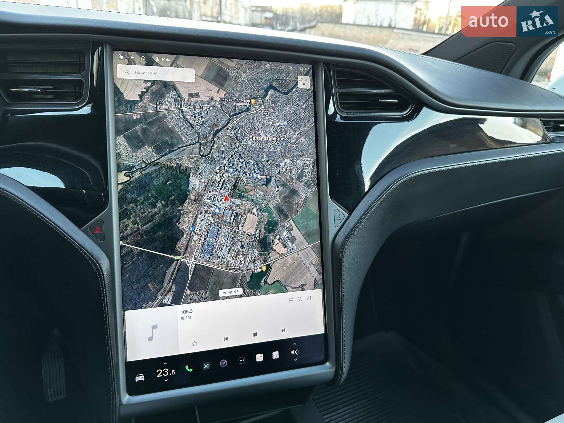 Tesla Model X 2018 VIN 5YJXCAE21JF139983 фото оголошення 21 з 31