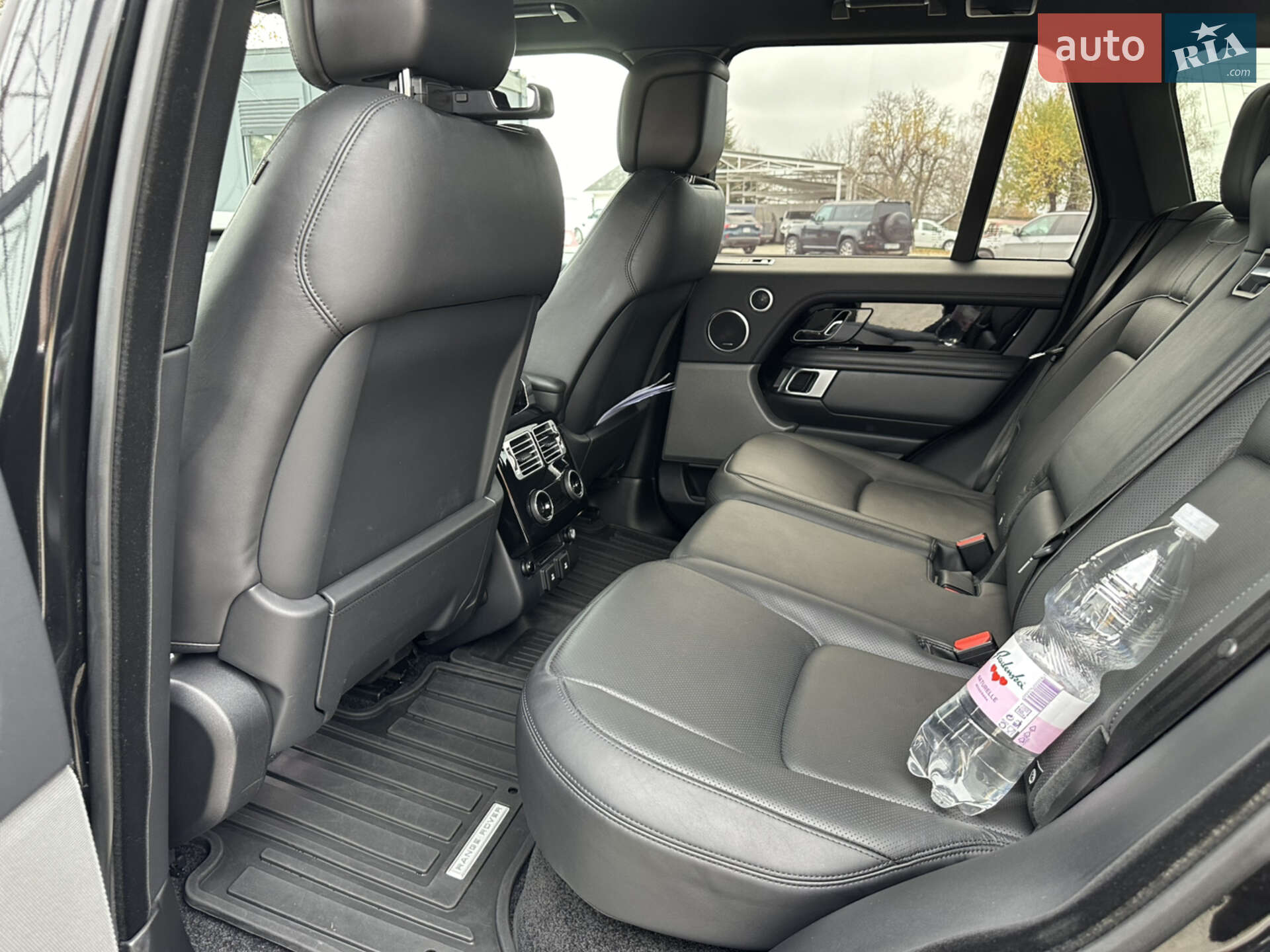 Land Rover Range Rover 2018 VIN SALGA2BJ1JA500539 фото оголошення 9 з 33