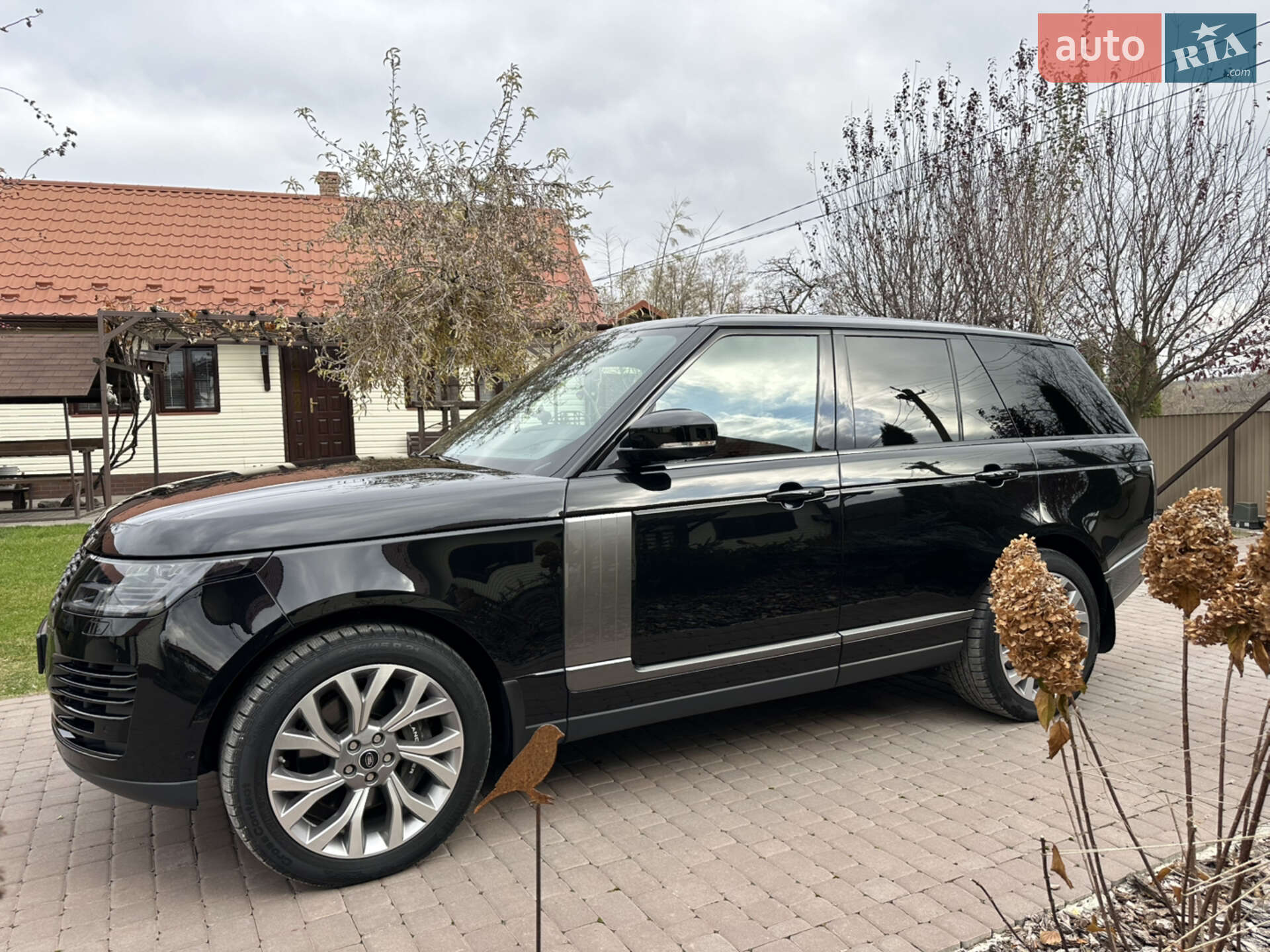 Land Rover Range Rover 2018 VIN SALGA2BJ1JA500539 фото оголошення 5 з 33