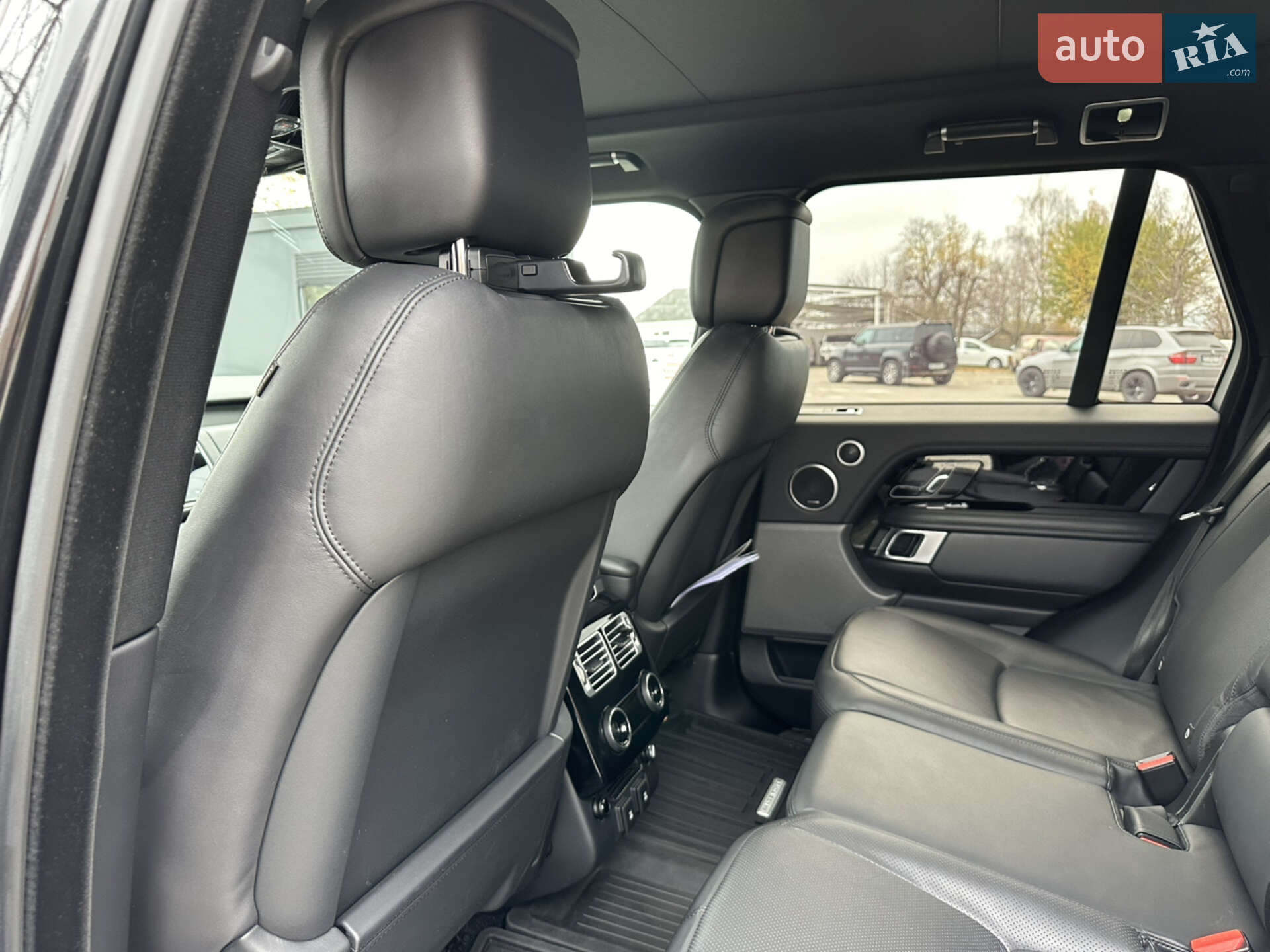 Land Rover Range Rover 2018 VIN SALGA2BJ1JA500539 фото оголошення 8 з 33