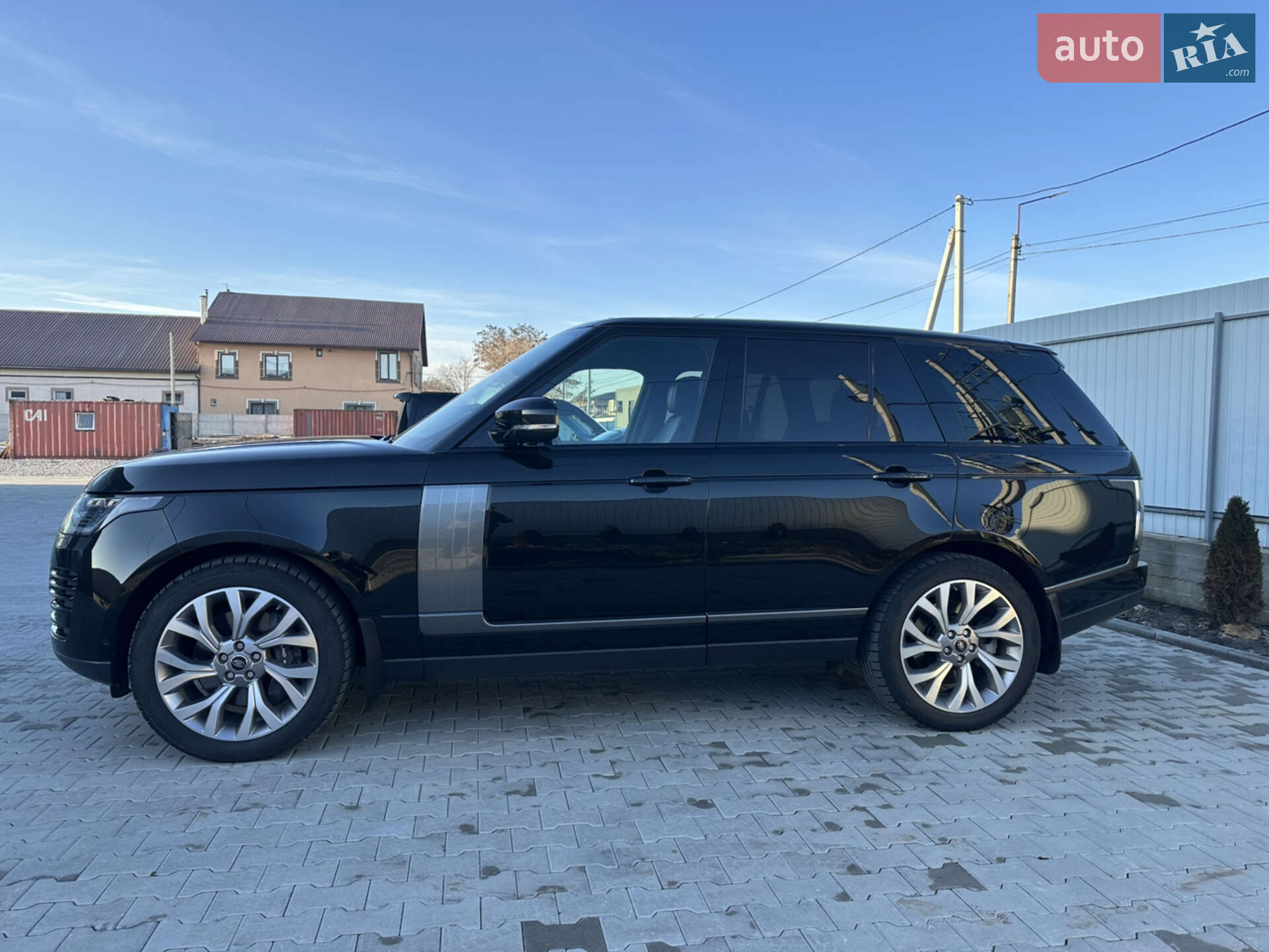 Land Rover Range Rover 2018 VIN SALGA2BJ1JA500539 фото оголошення 17 з 33