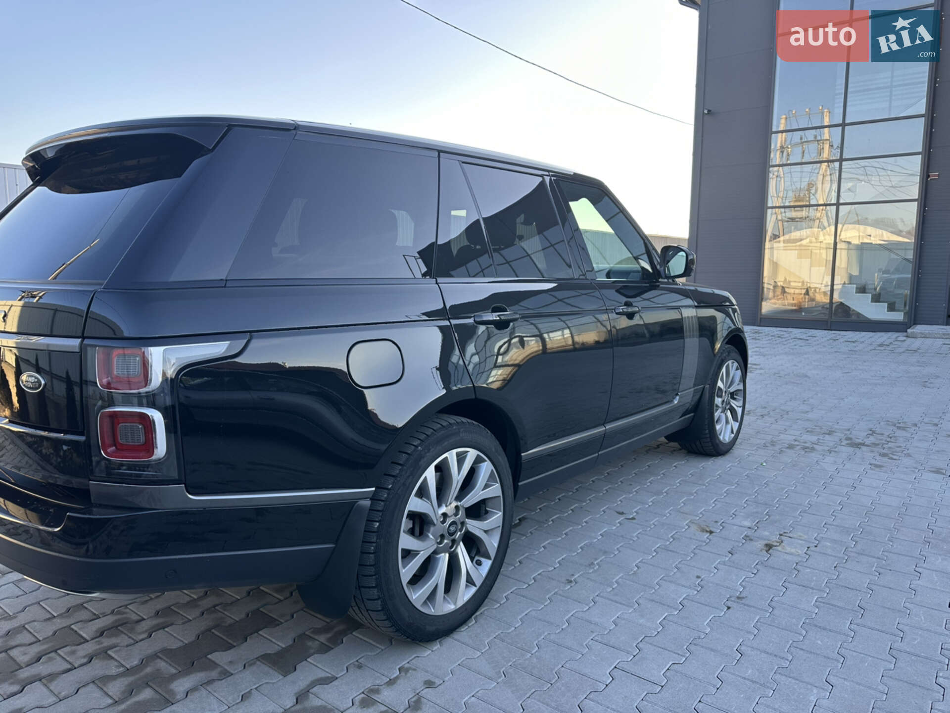 Land Rover Range Rover 2018 VIN SALGA2BJ1JA500539 фото оголошення 22 з 33