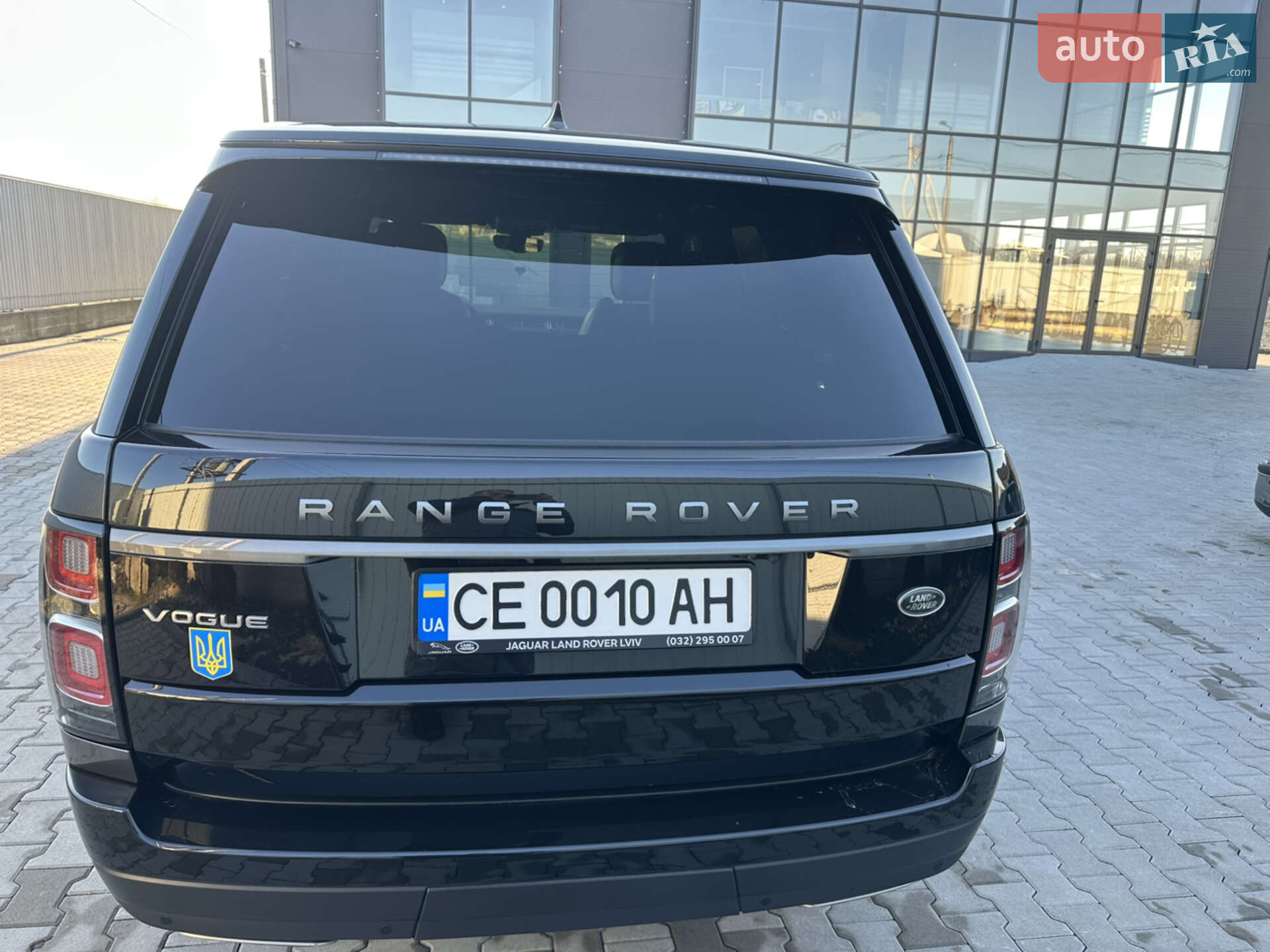 Land Rover Range Rover 2018 VIN SALGA2BJ1JA500539 фото оголошення 23 з 33