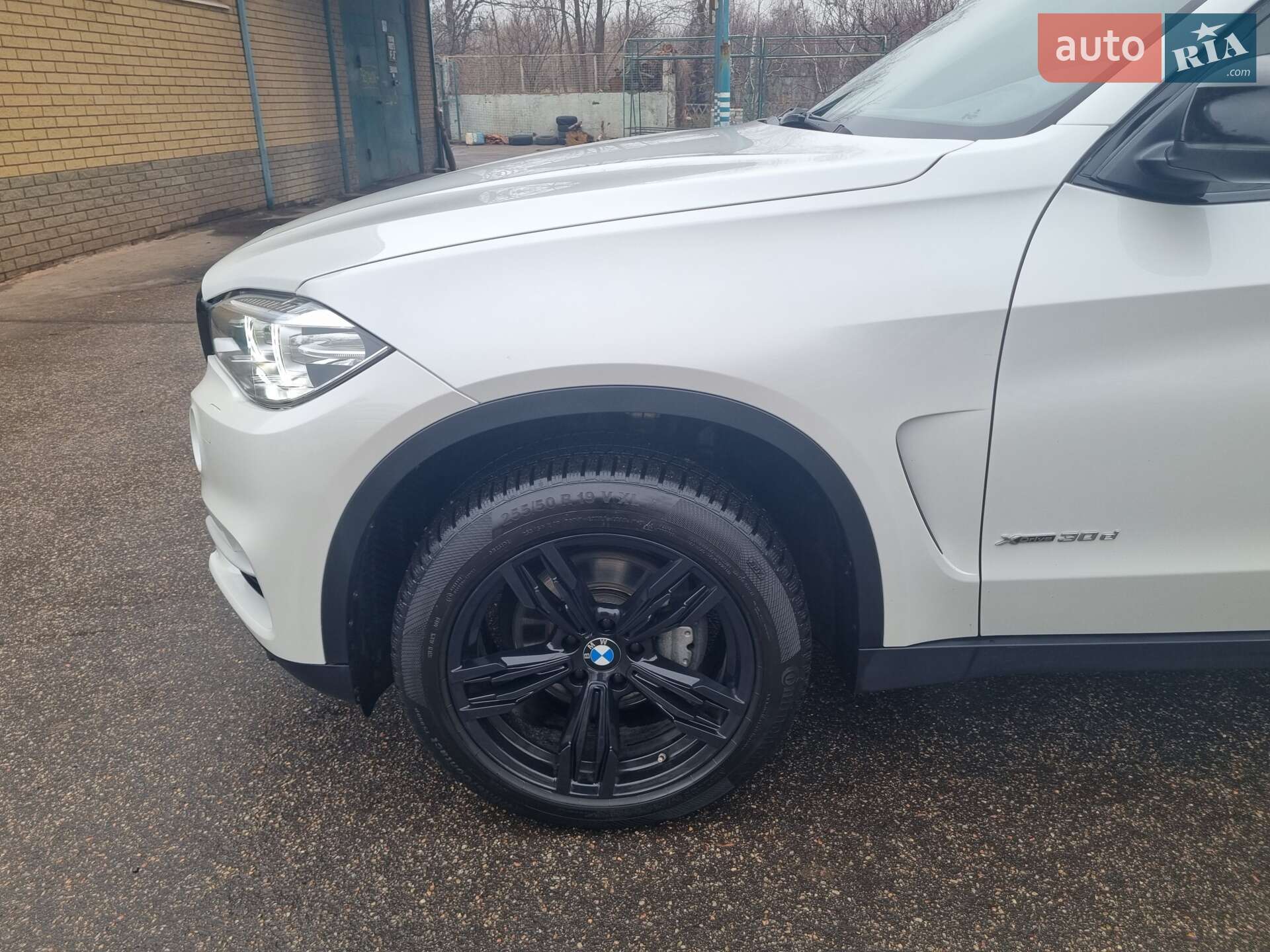 BMW X5 2018 VIN WBAKS410300Y69794 фото оголошення 25 з 61