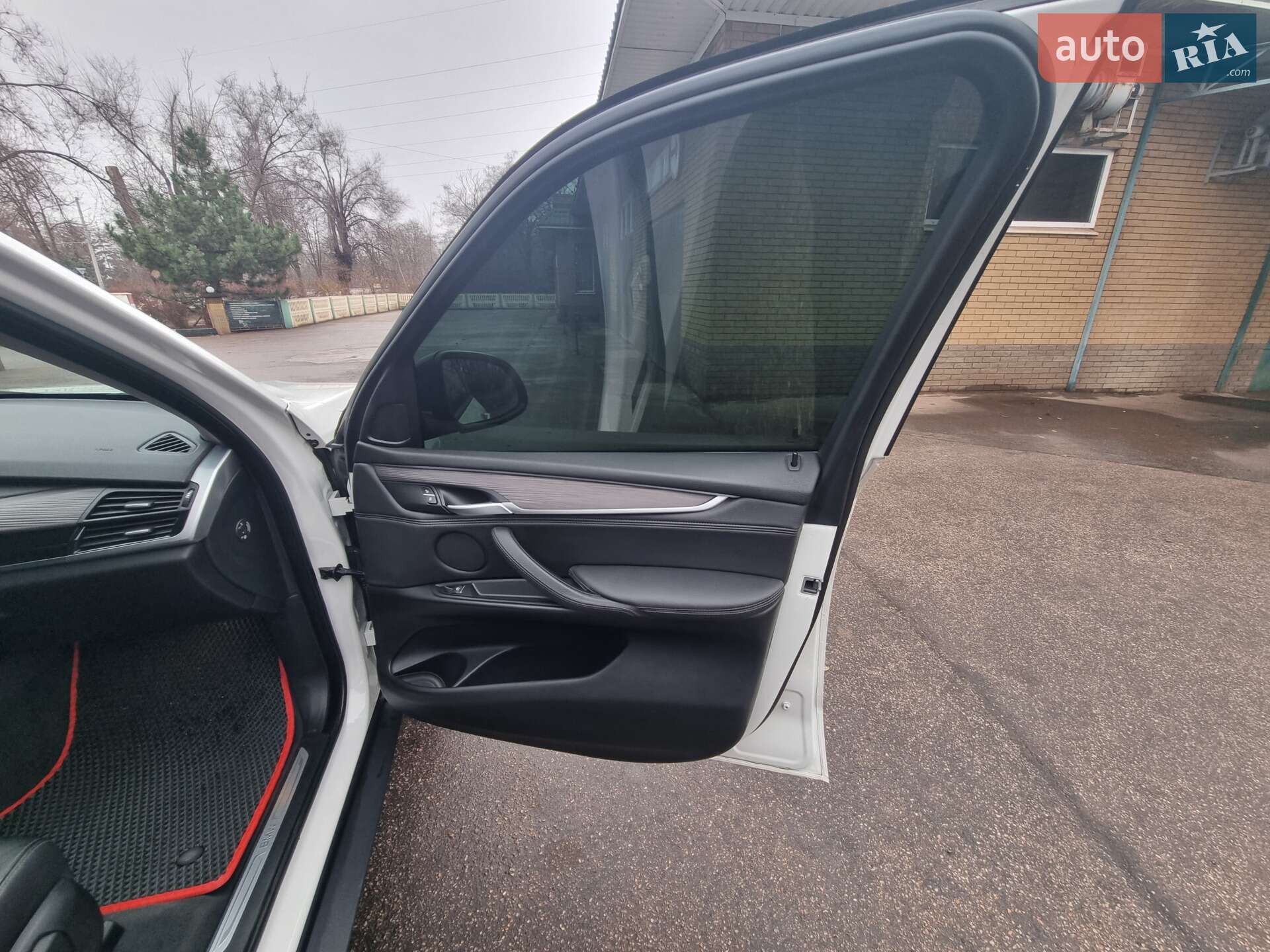 BMW X5 2018 VIN WBAKS410300Y69794 фото оголошення 35 з 61