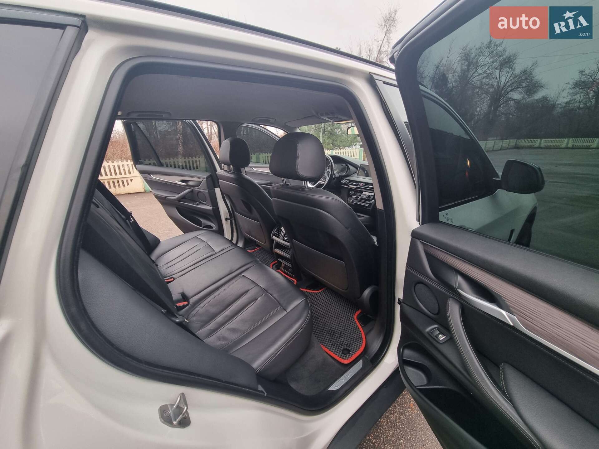 BMW X5 2018 VIN WBAKS410300Y69794 фото оголошення 38 з 61