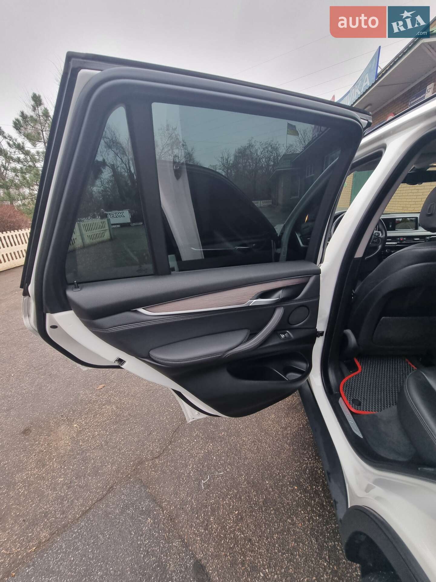 BMW X5 2018 VIN WBAKS410300Y69794 фото оголошення 40 з 61