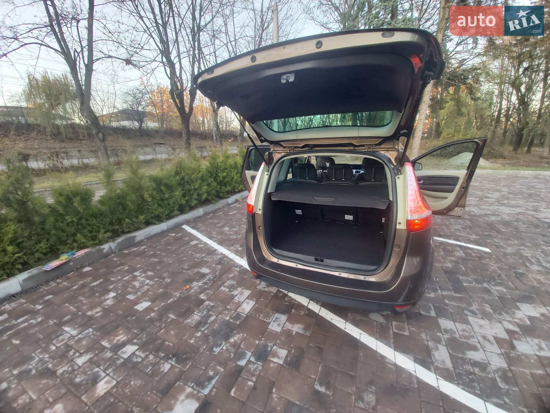 Renault Grand Scenic 2009 VIN VF1JZ0DA641720763 фото оголошення 24 з 40
