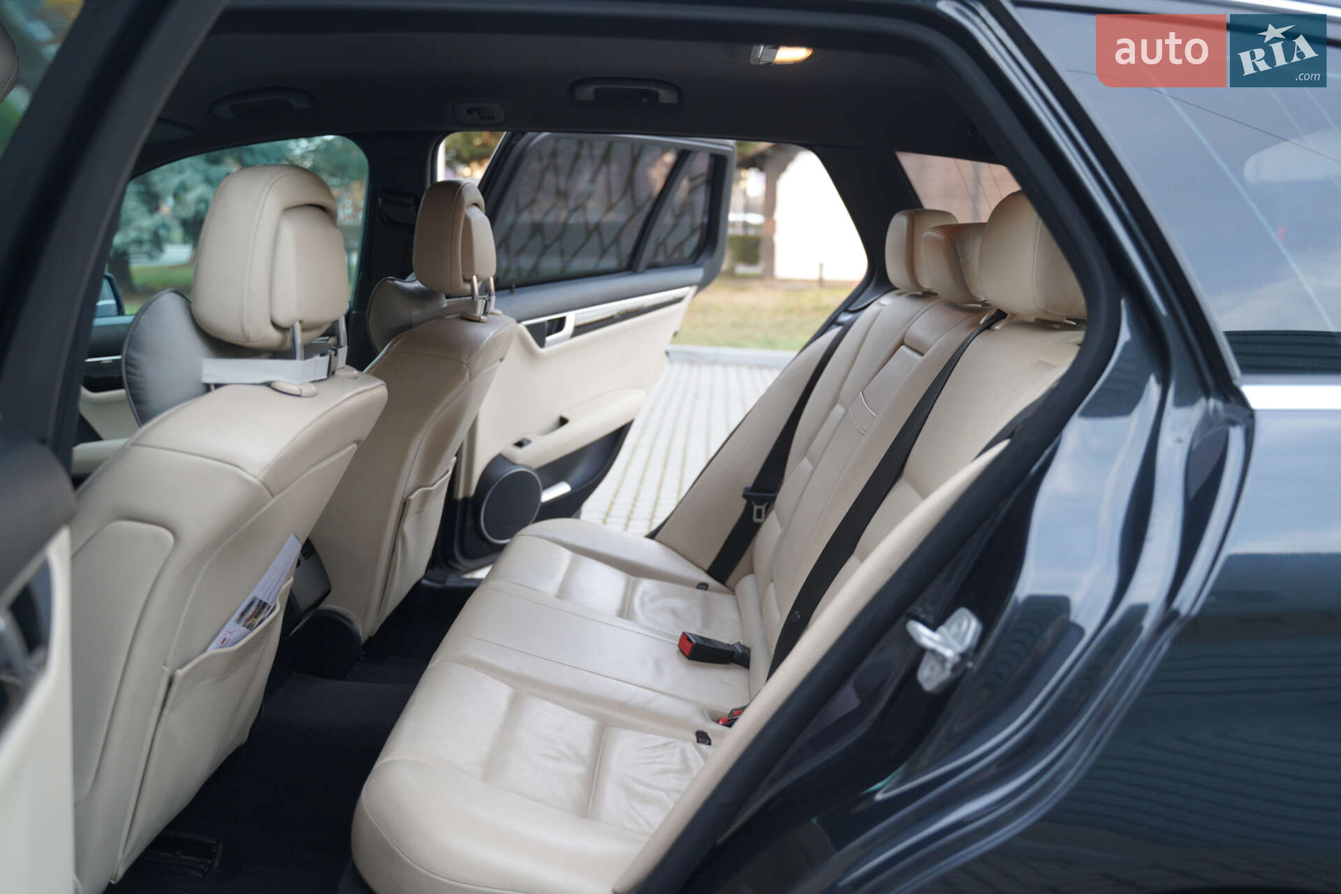 Mercedes-Benz C-Class 2012 VIN WDD2042021F855012 фото оголошення 16 з 49