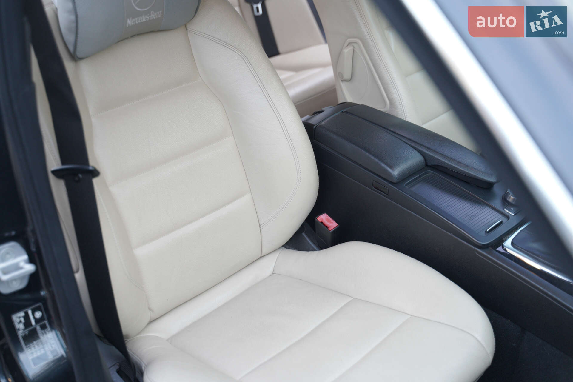 Mercedes-Benz C-Class 2012 VIN WDD2042021F855012 фото оголошення 21 з 49