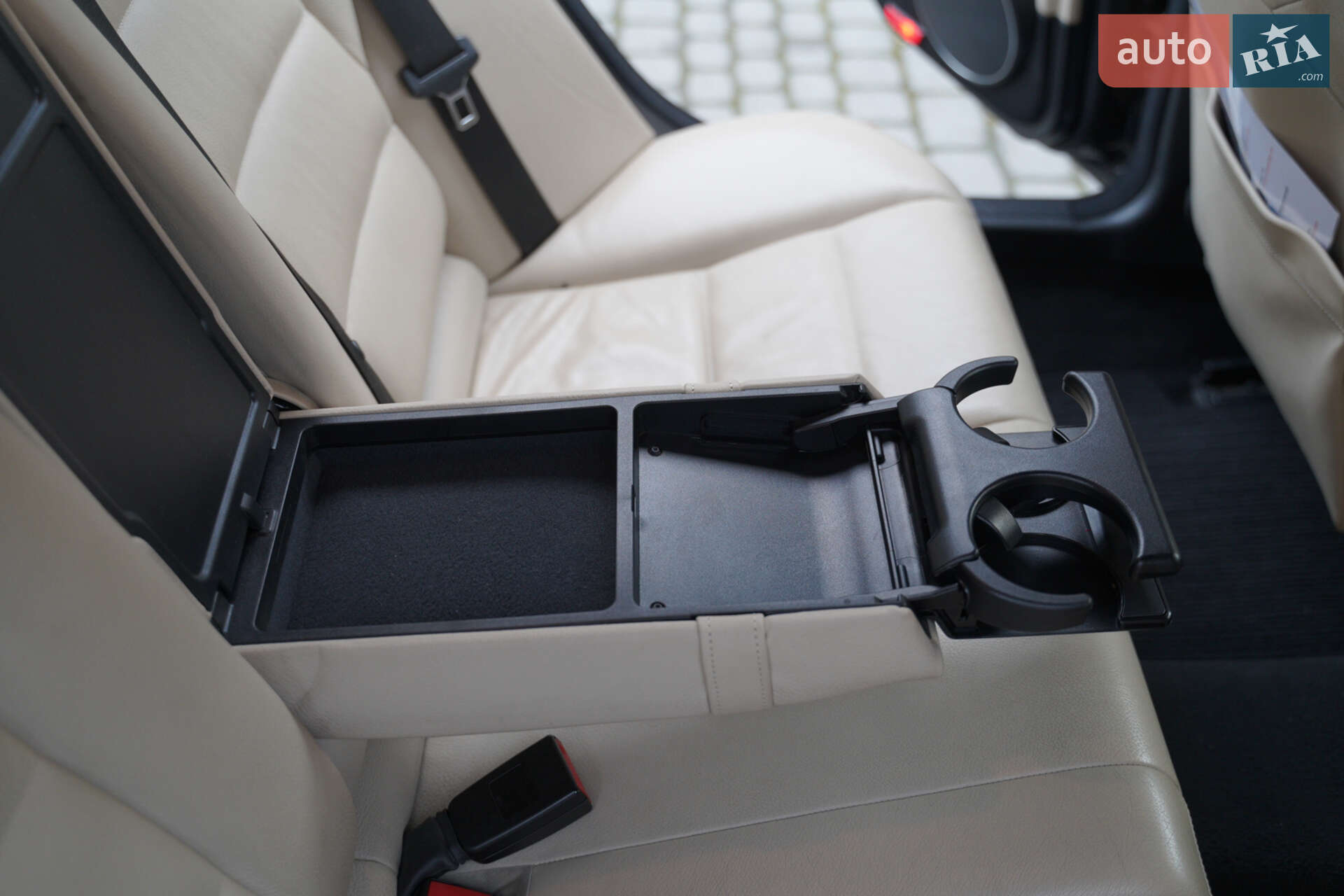 Mercedes-Benz C-Class 2012 VIN WDD2042021F855012 фото оголошення 19 з 49