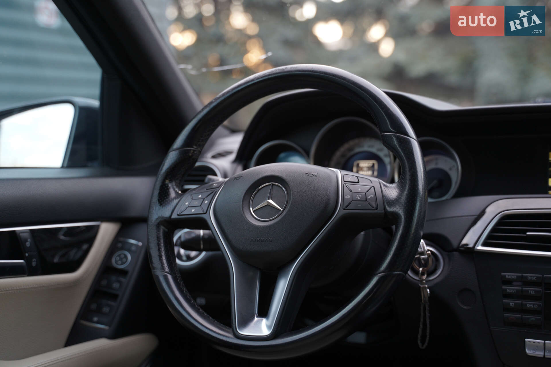 Mercedes-Benz C-Class 2012 VIN WDD2042021F855012 фото оголошення 26 з 49